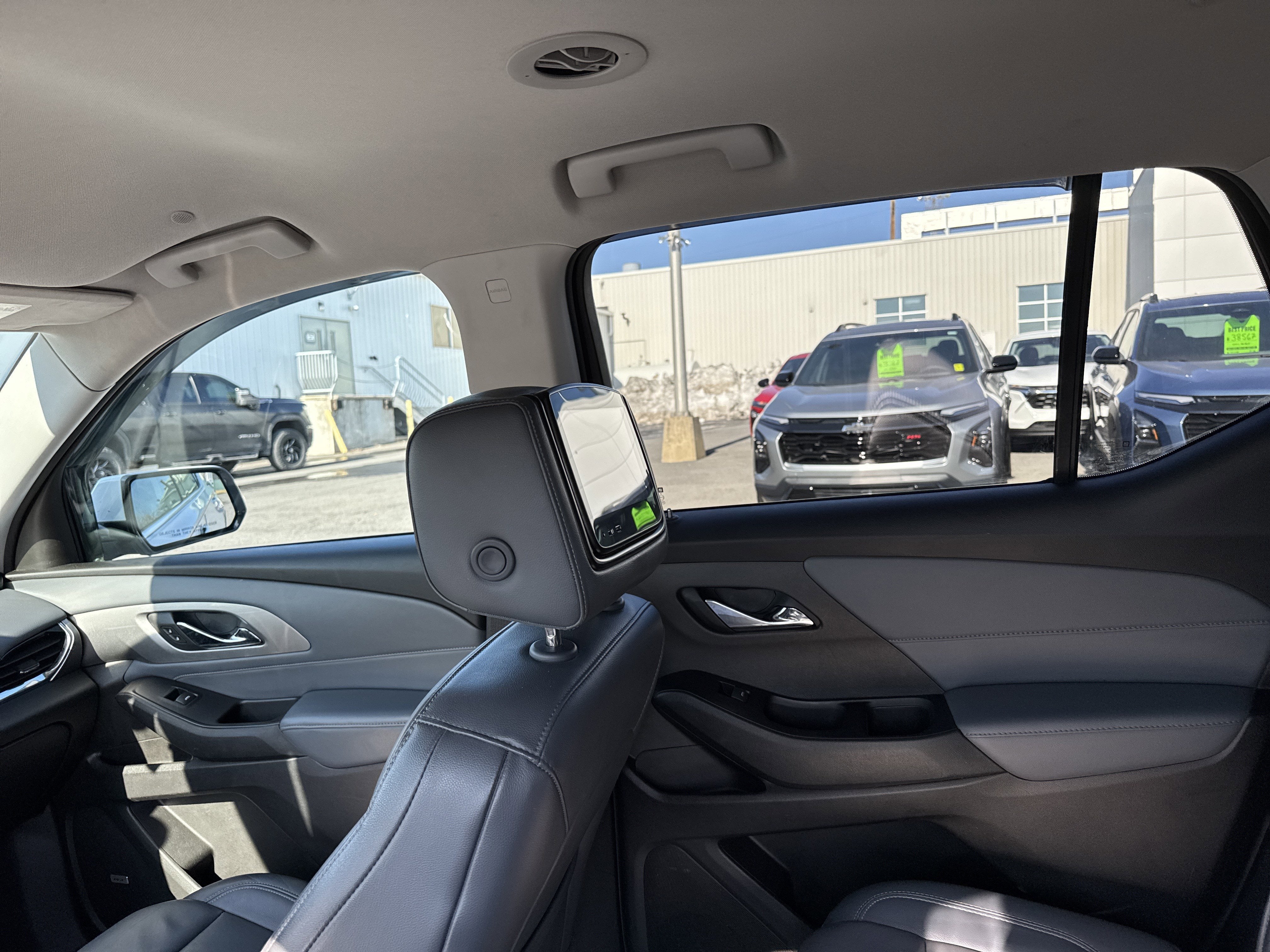 2018 Chevrolet TRAVERSE LT