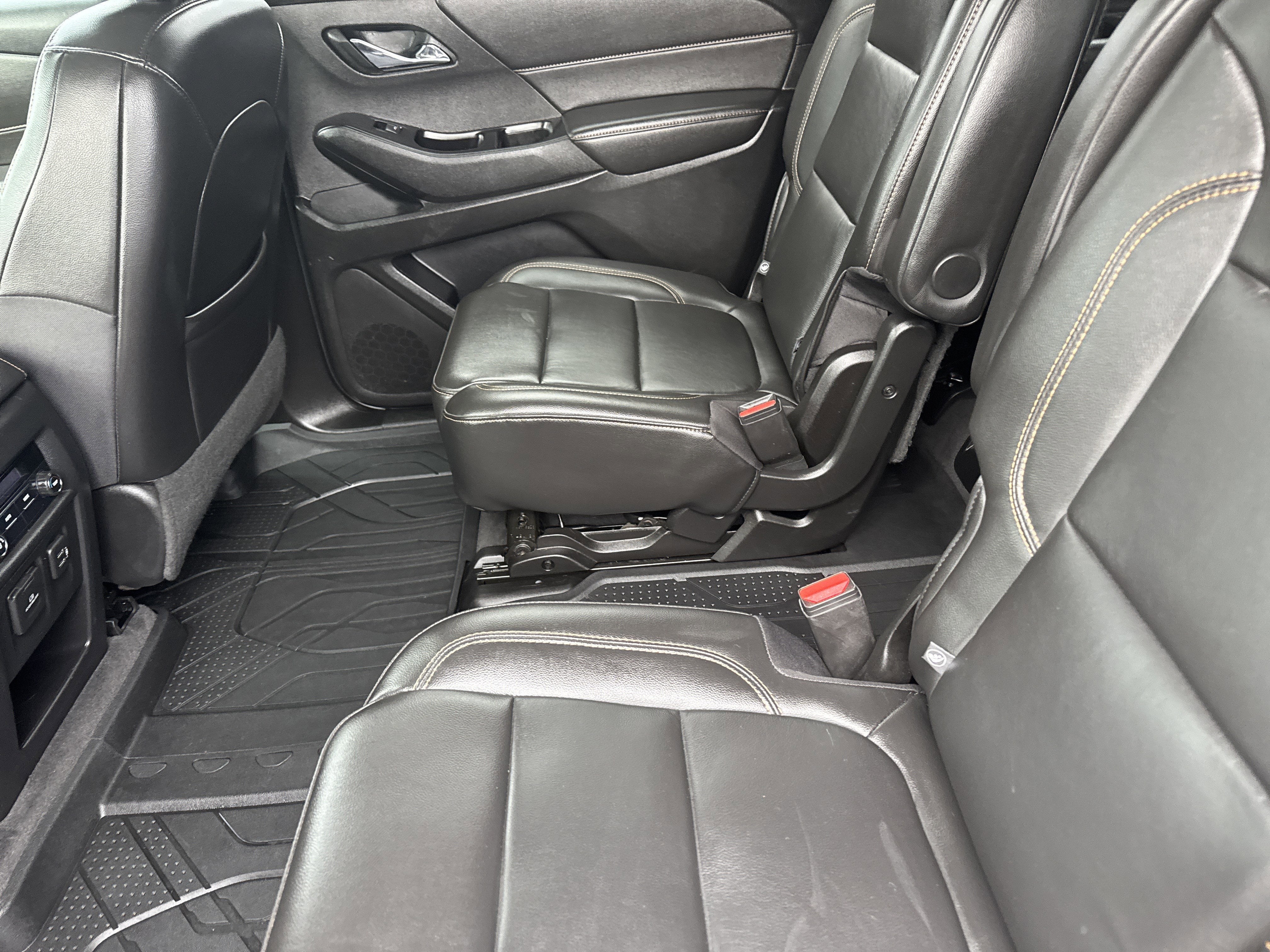 2020 Chevrolet TRAVERSE RS