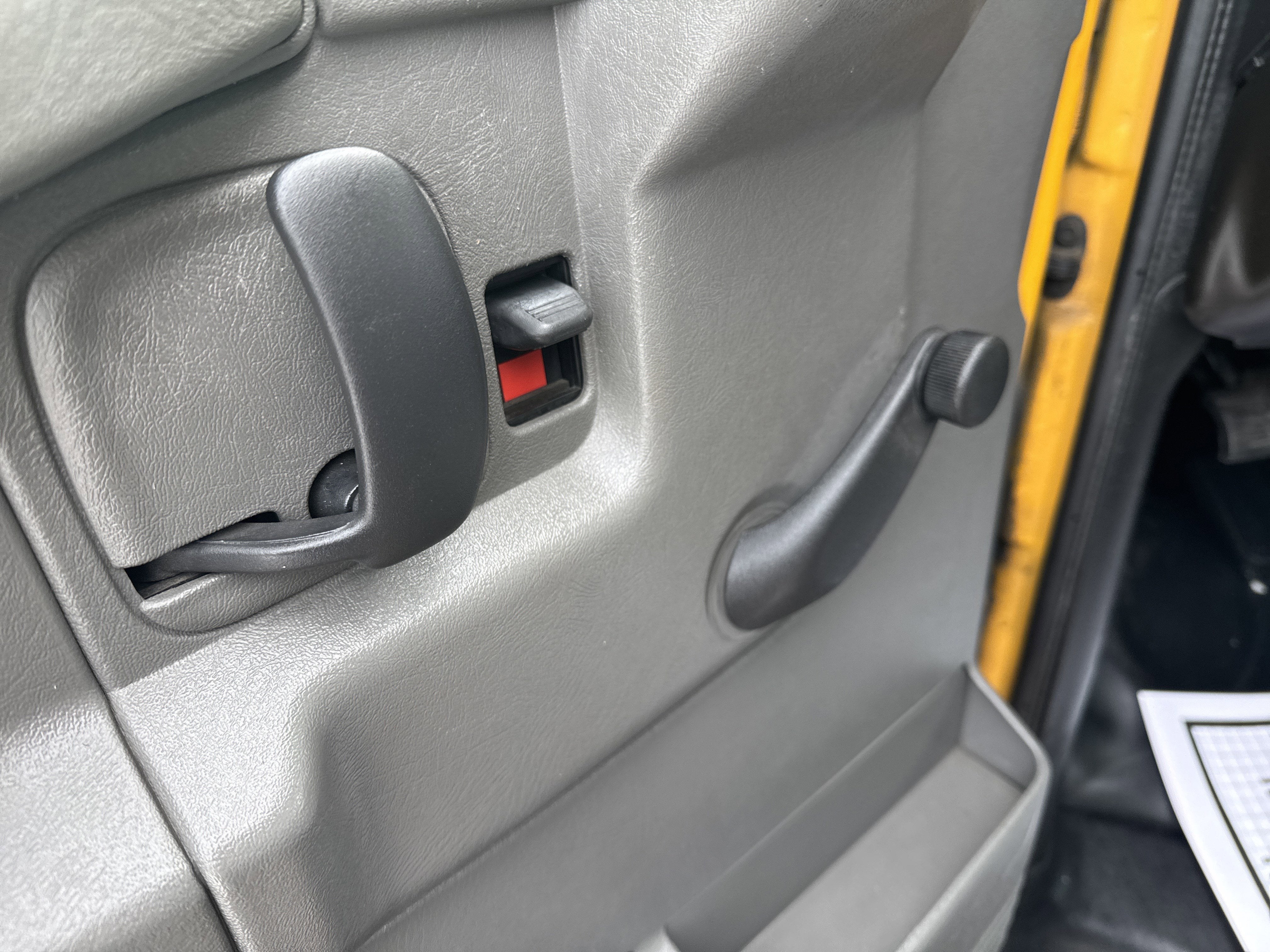 2005 Chevrolet EXPRESS 3500 BASE