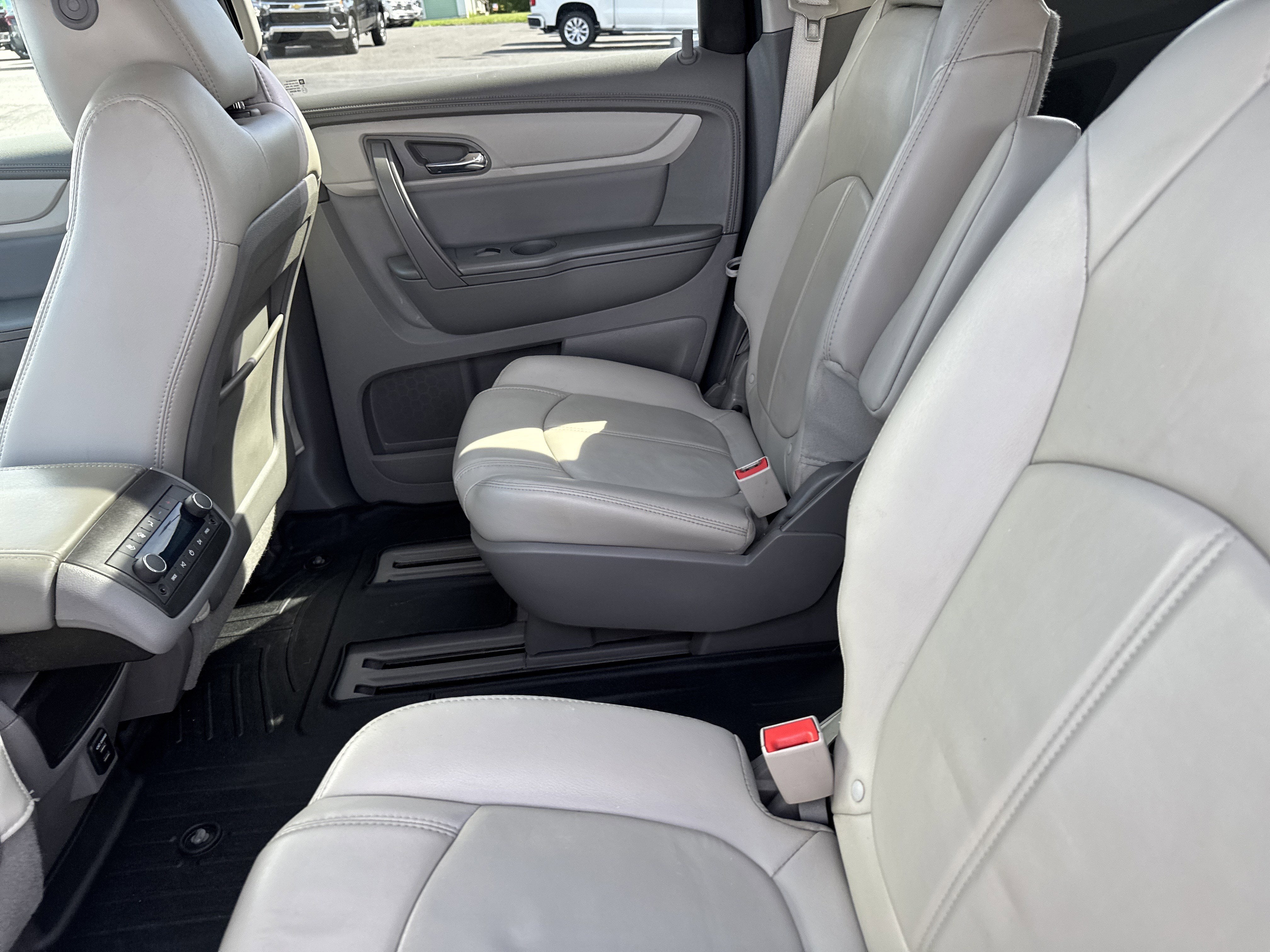 2016 Chevrolet TRAVERSE 2LT