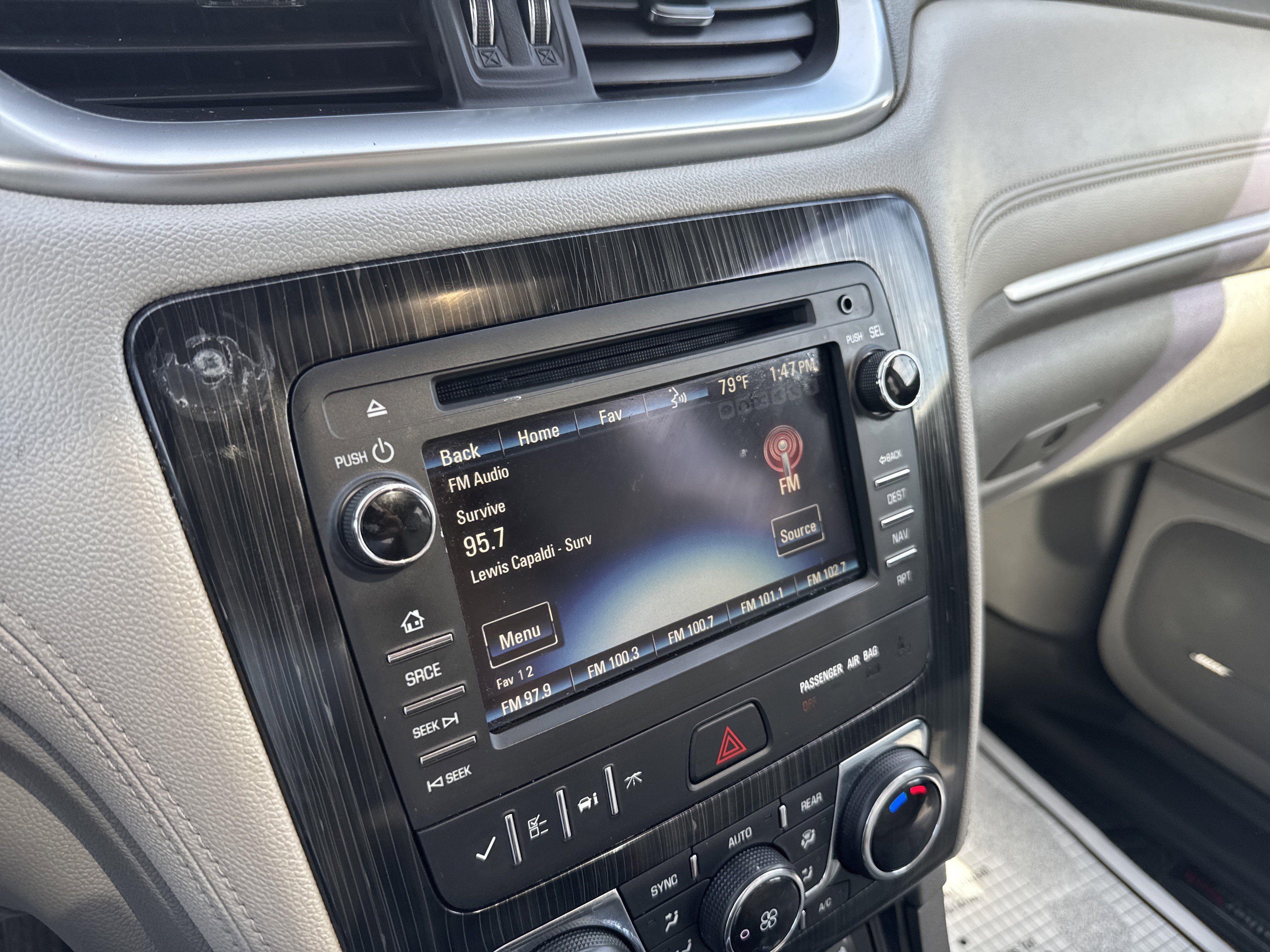 2016 Chevrolet TRAVERSE 2LT