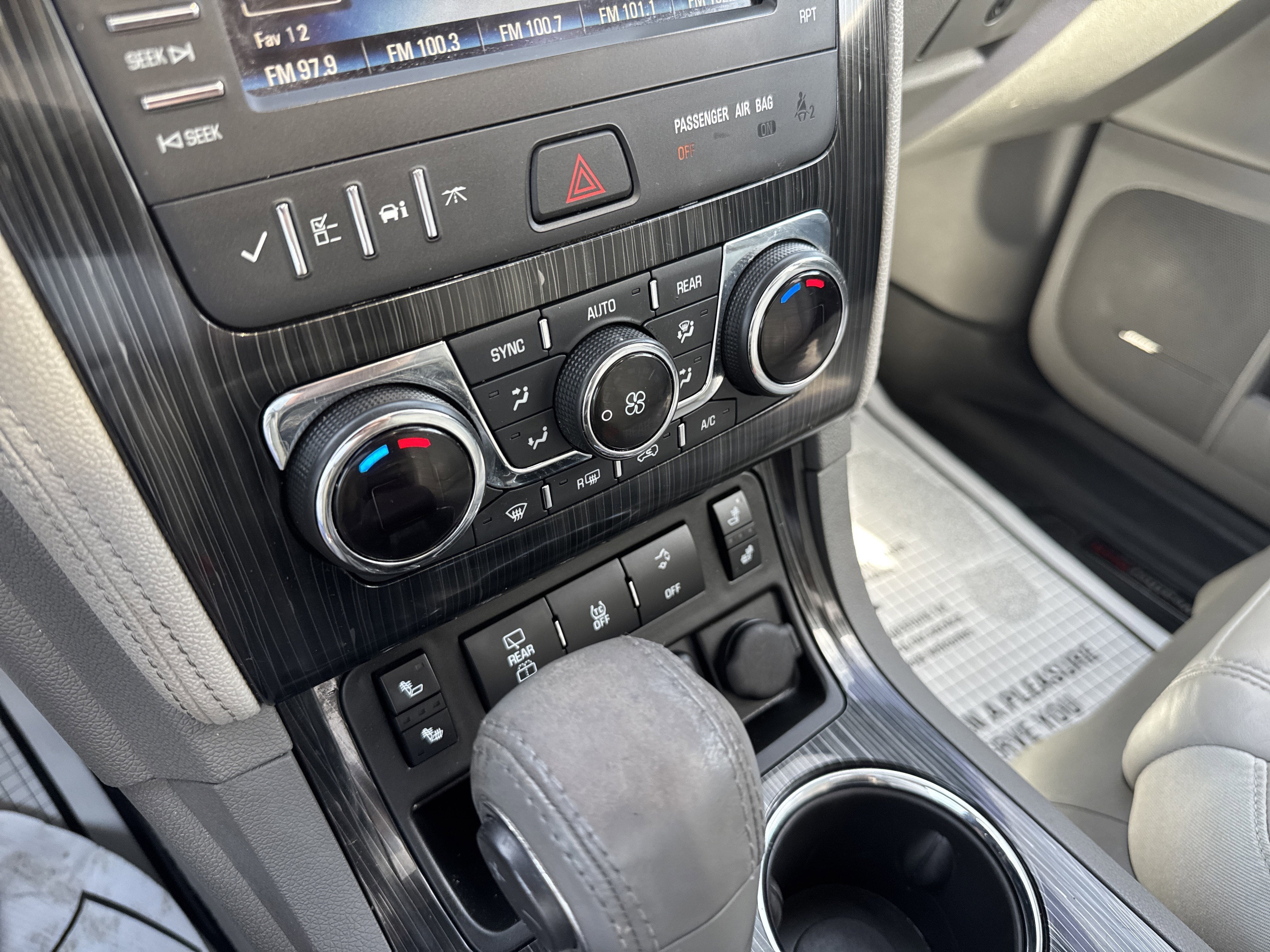 2016 Chevrolet TRAVERSE 2LT