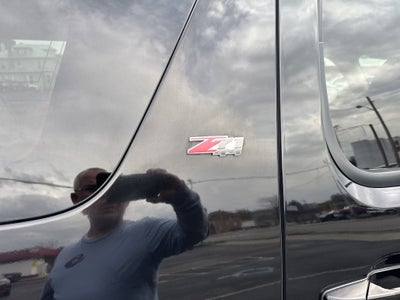 2011 Chevrolet K1500 SUBURBAN LT