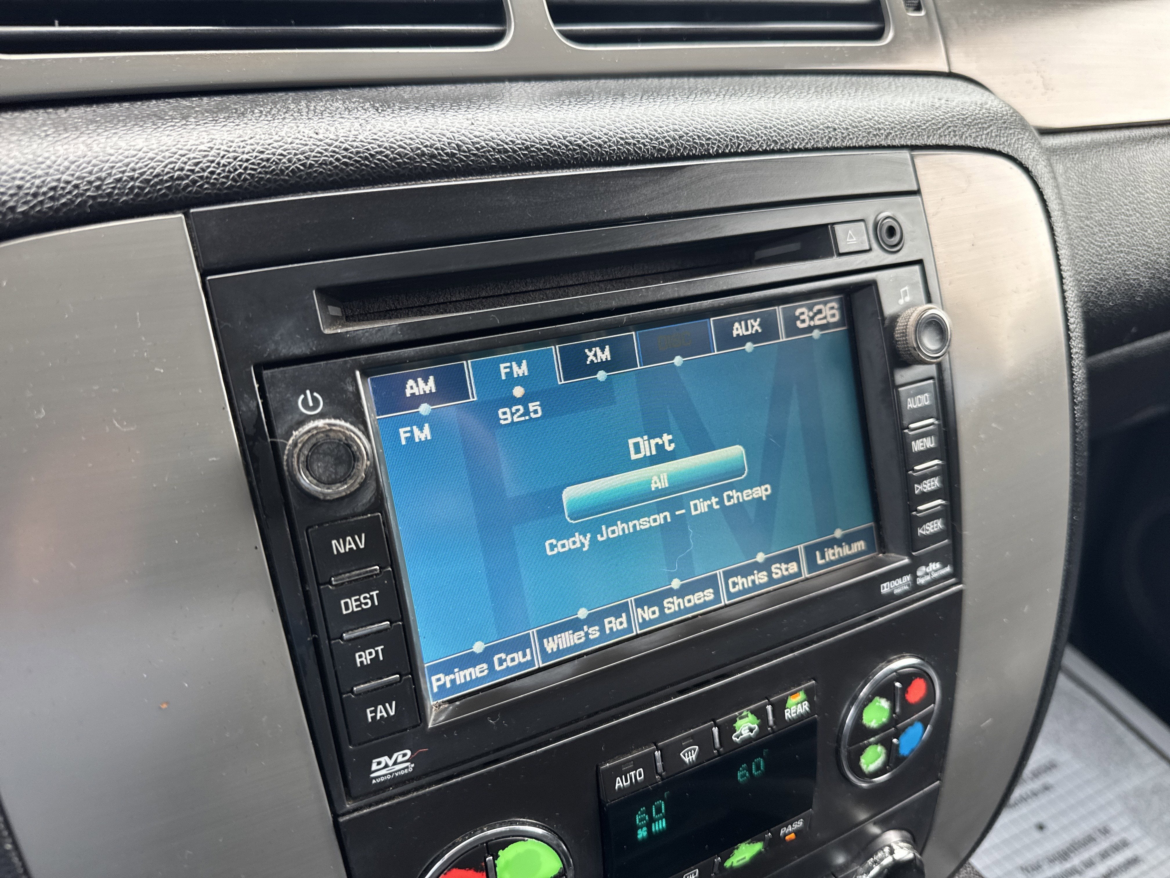 2011 Chevrolet K1500 SUBURBAN LT