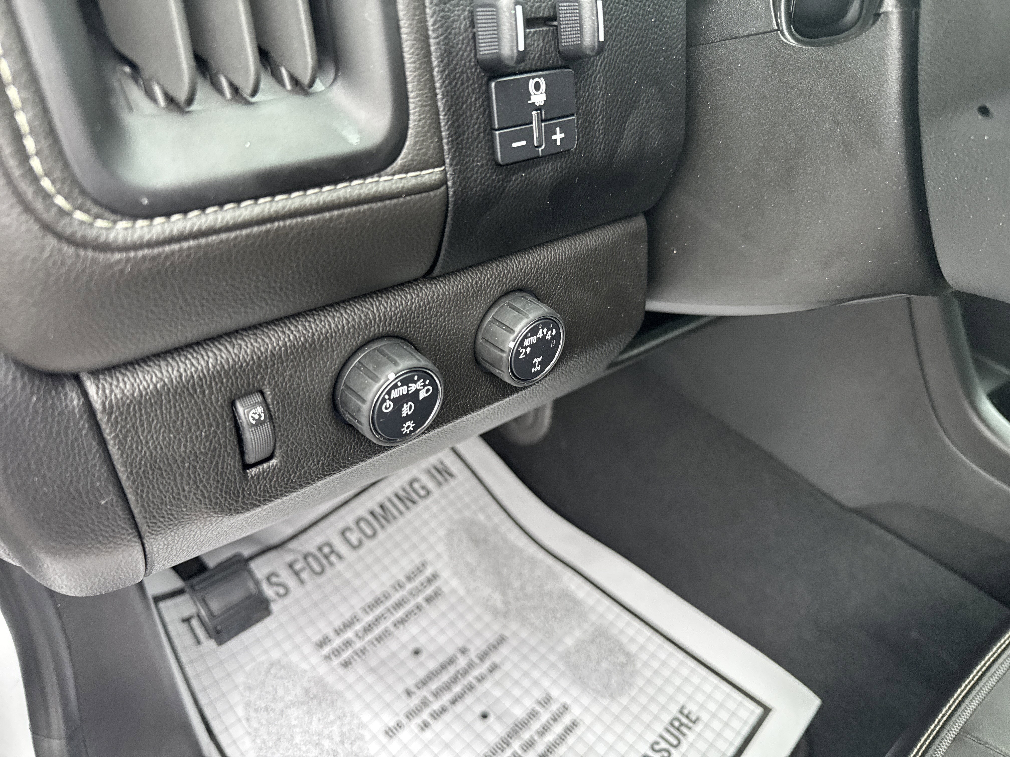 2022 GMC CANYON 4WD Denali