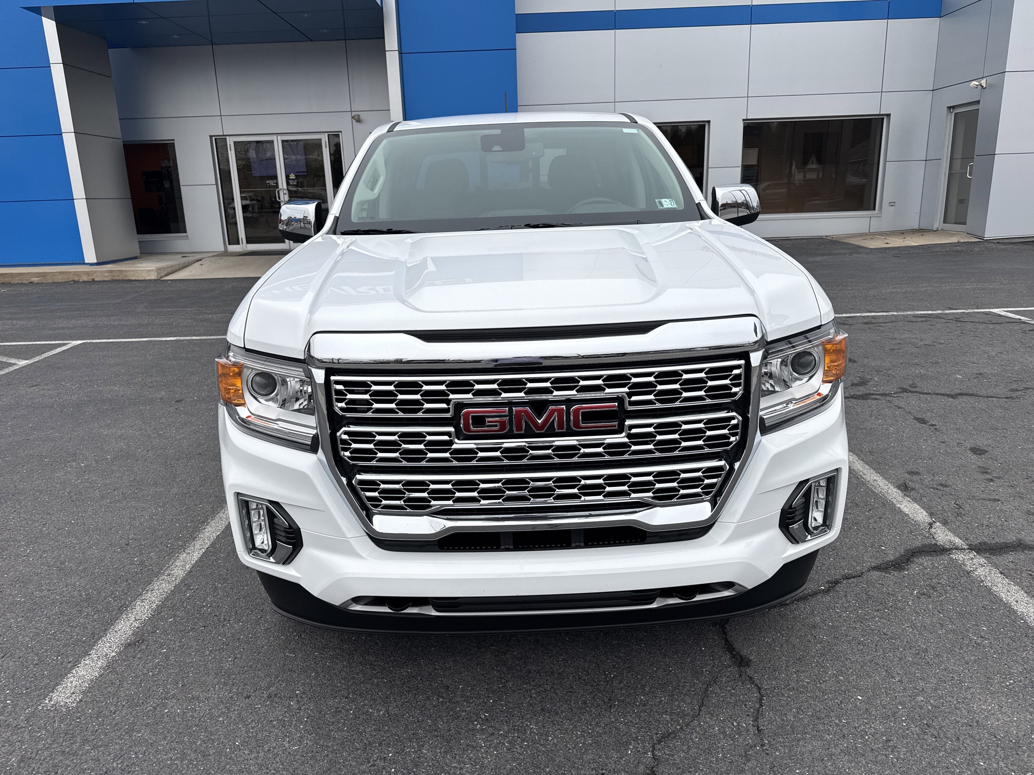2022 GMC CANYON 4WD Denali
