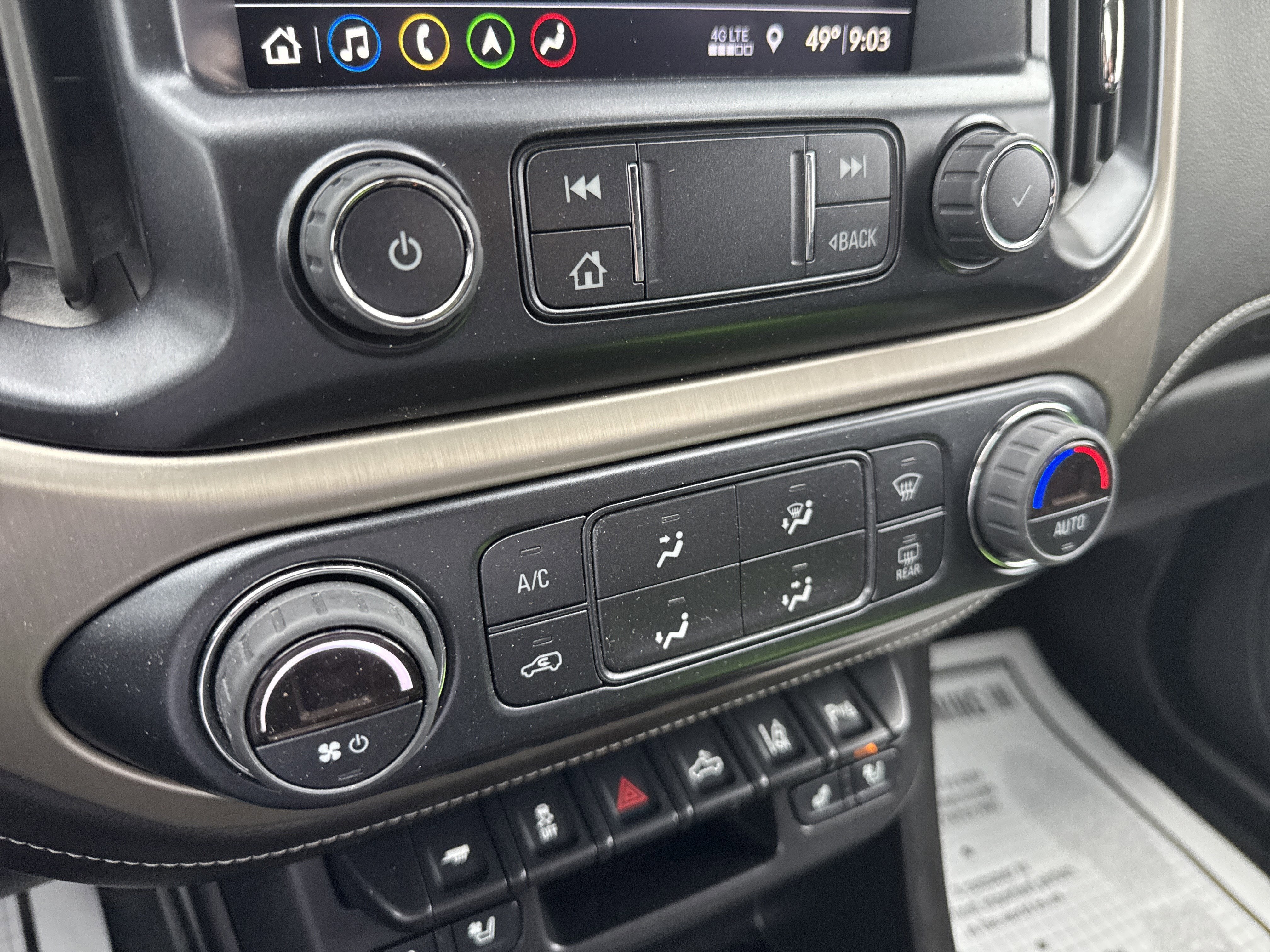 2022 GMC CANYON 4WD Denali