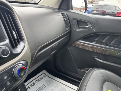 2022 GMC CANYON 4WD Denali