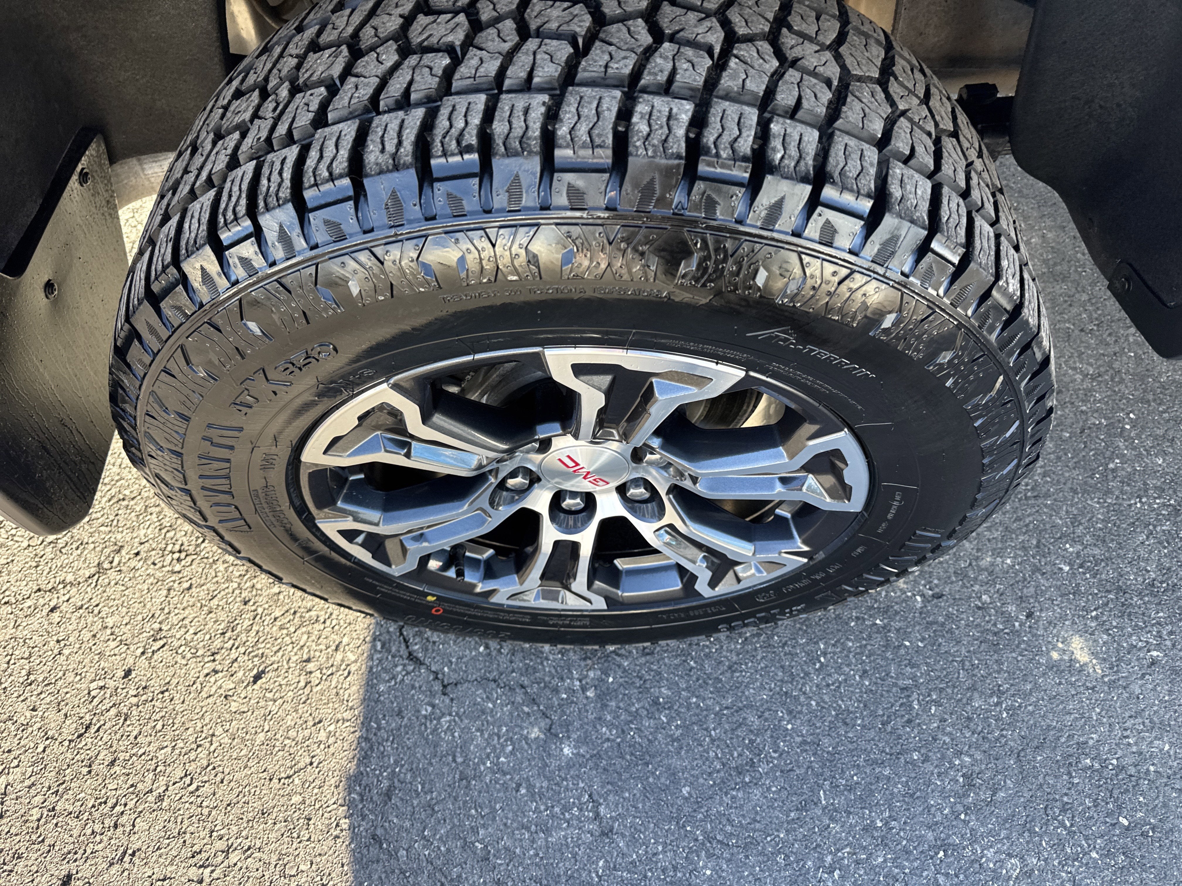 2023 GMC CANYON T4E43