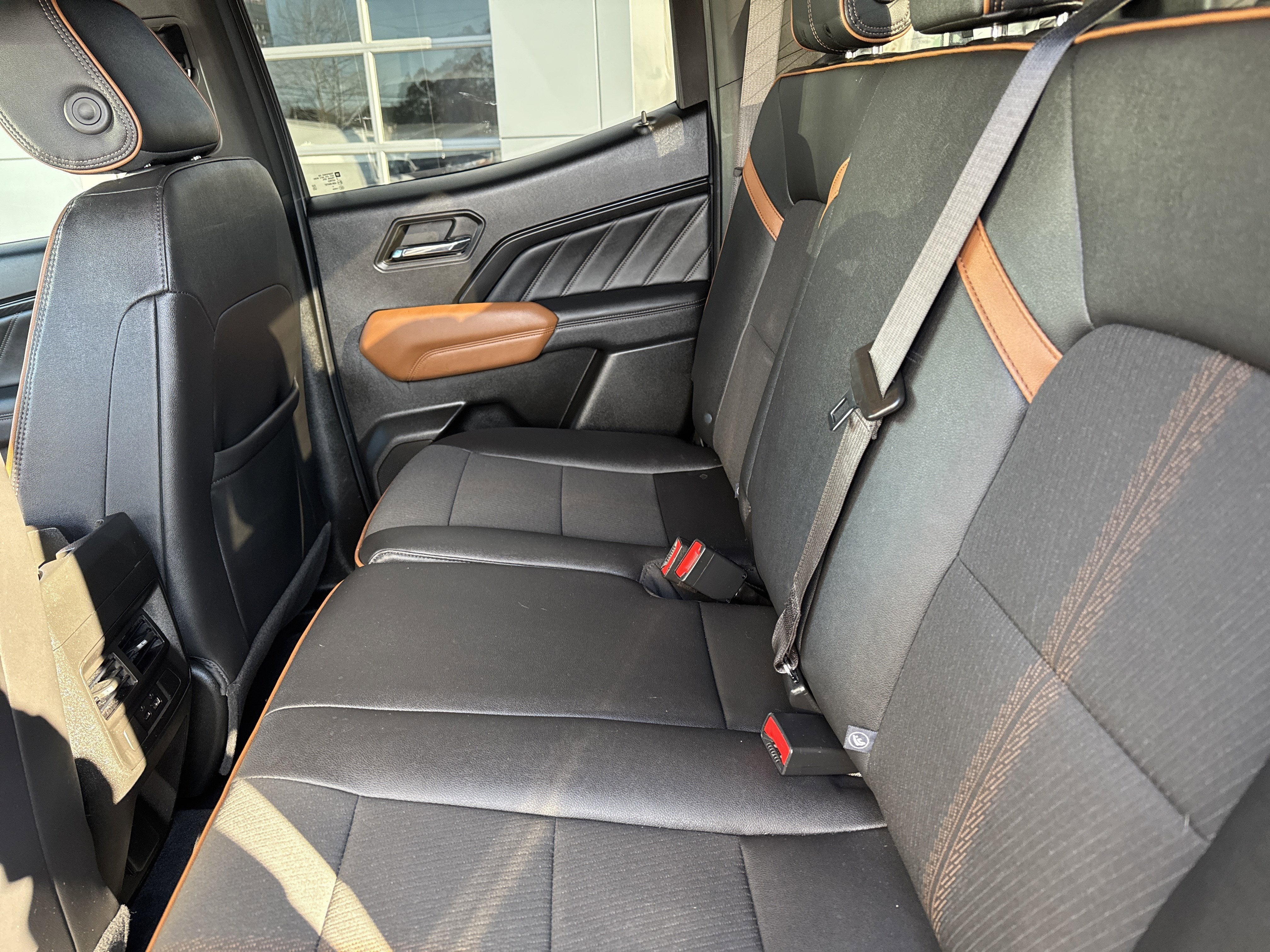 2023 GMC CANYON T4E43