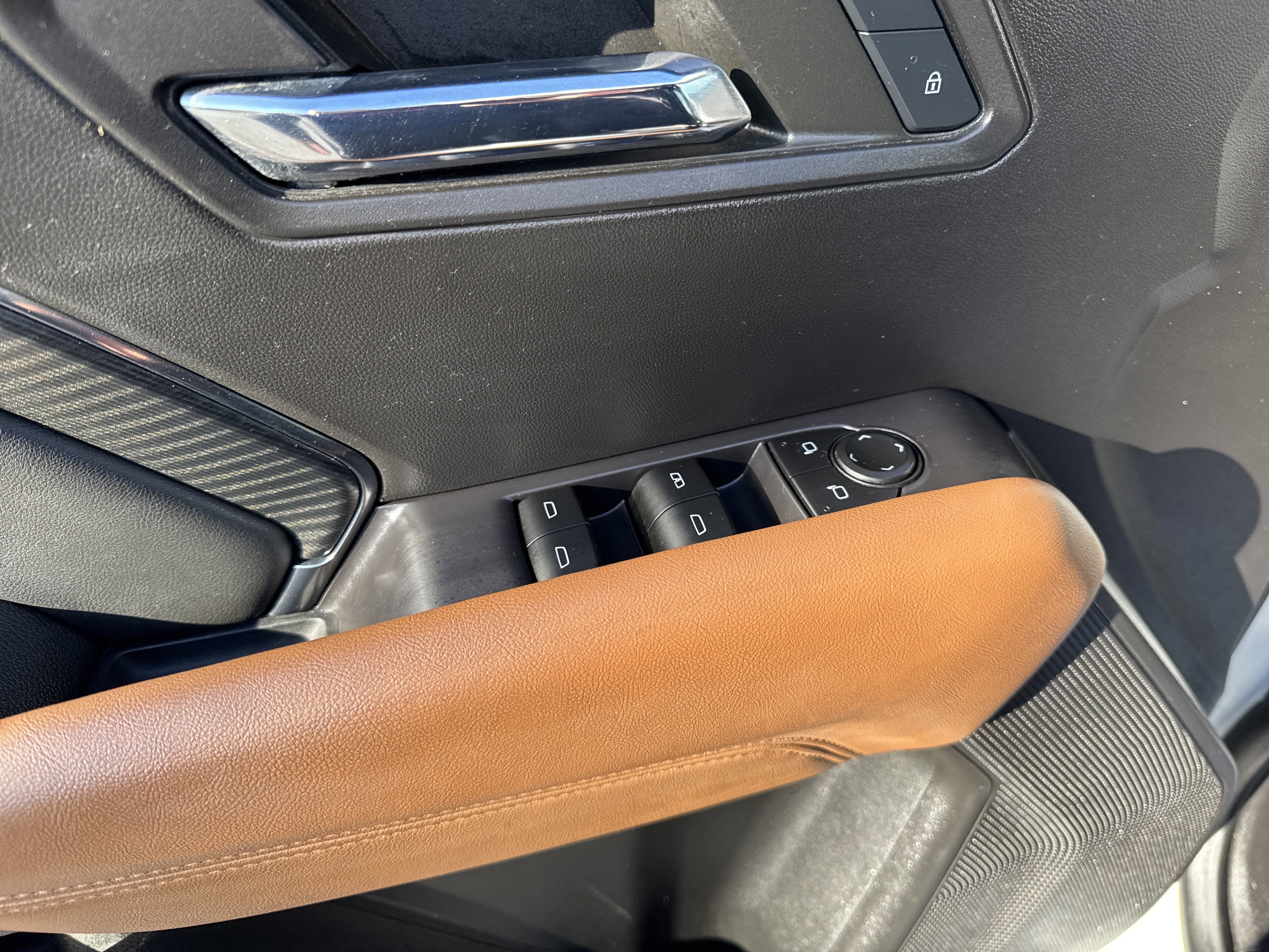 2023 GMC CANYON T4E43