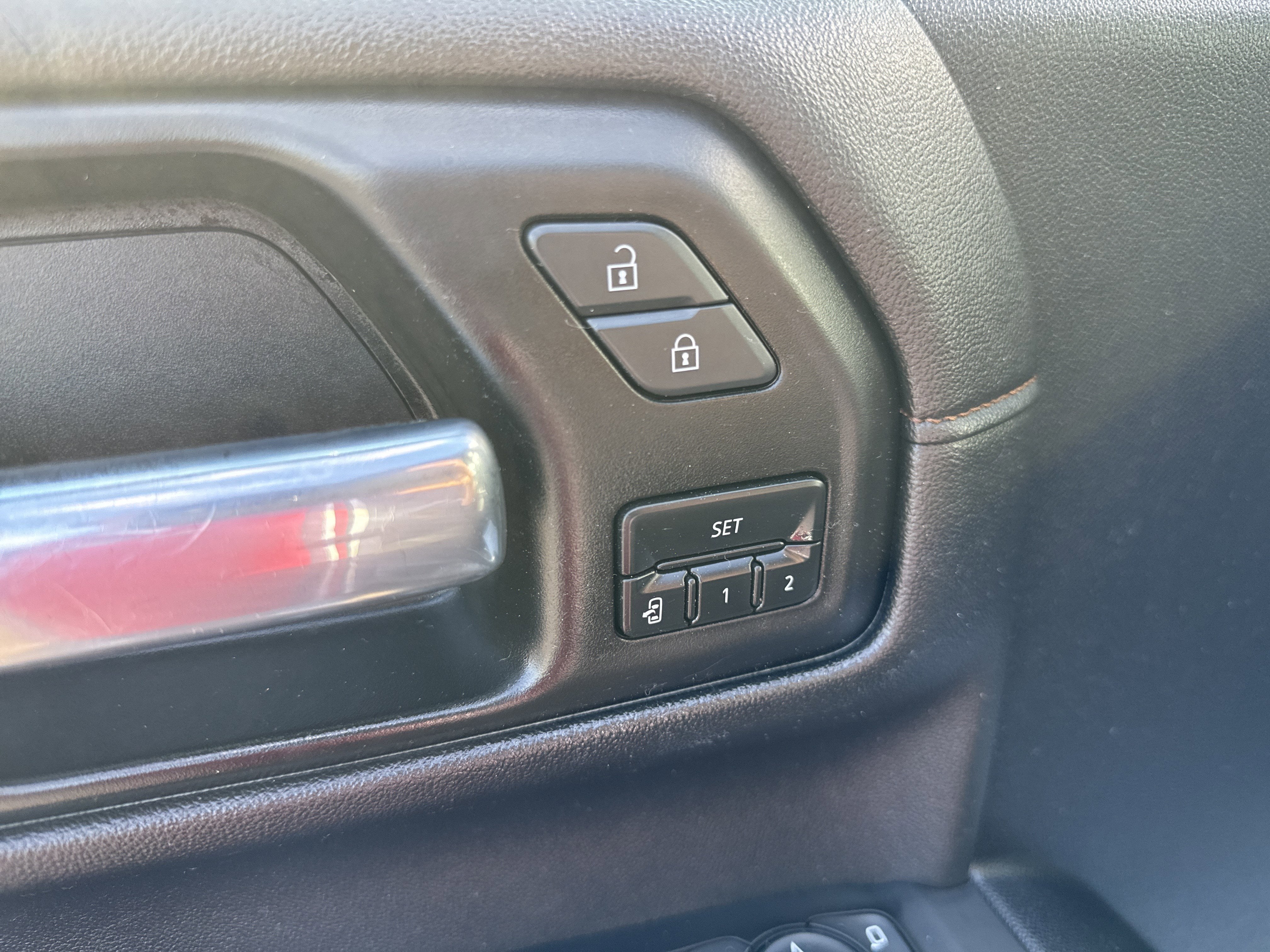 2021 GMC SIERRA 1500 AT4