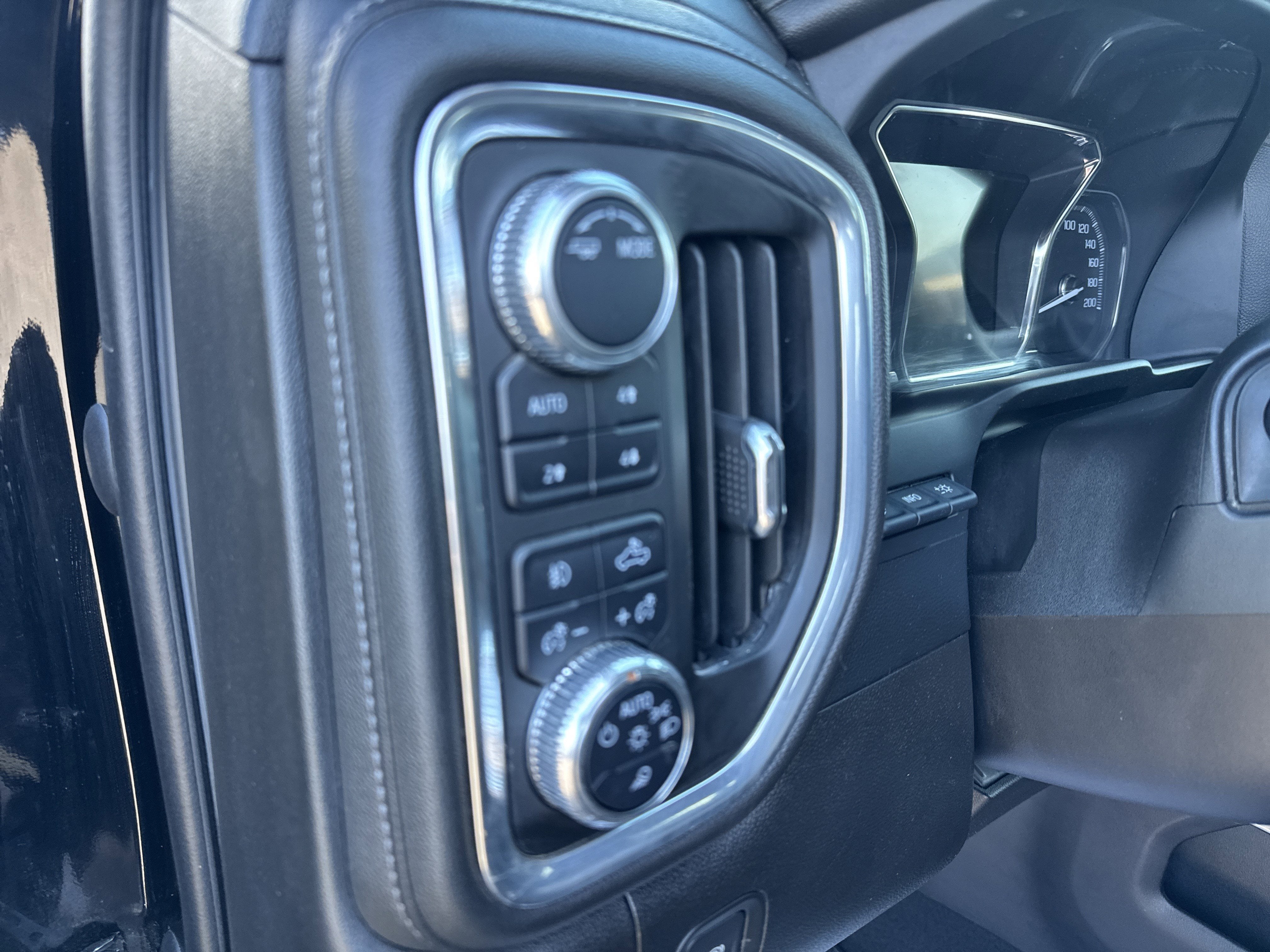 2022 GMC SIERRA 1500 DENALI LIMITED