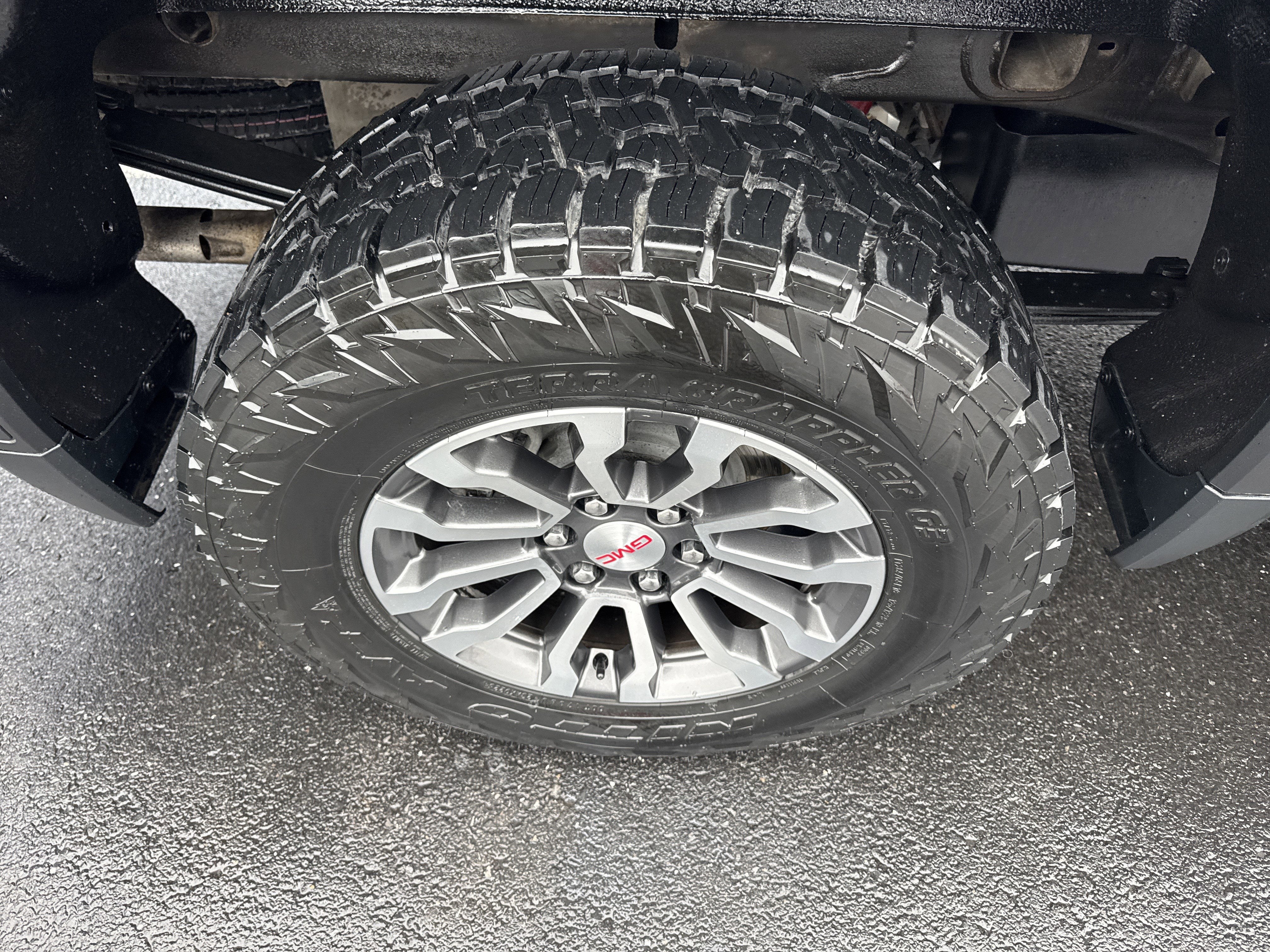 2023 GMC SIERRA 1500 AT4