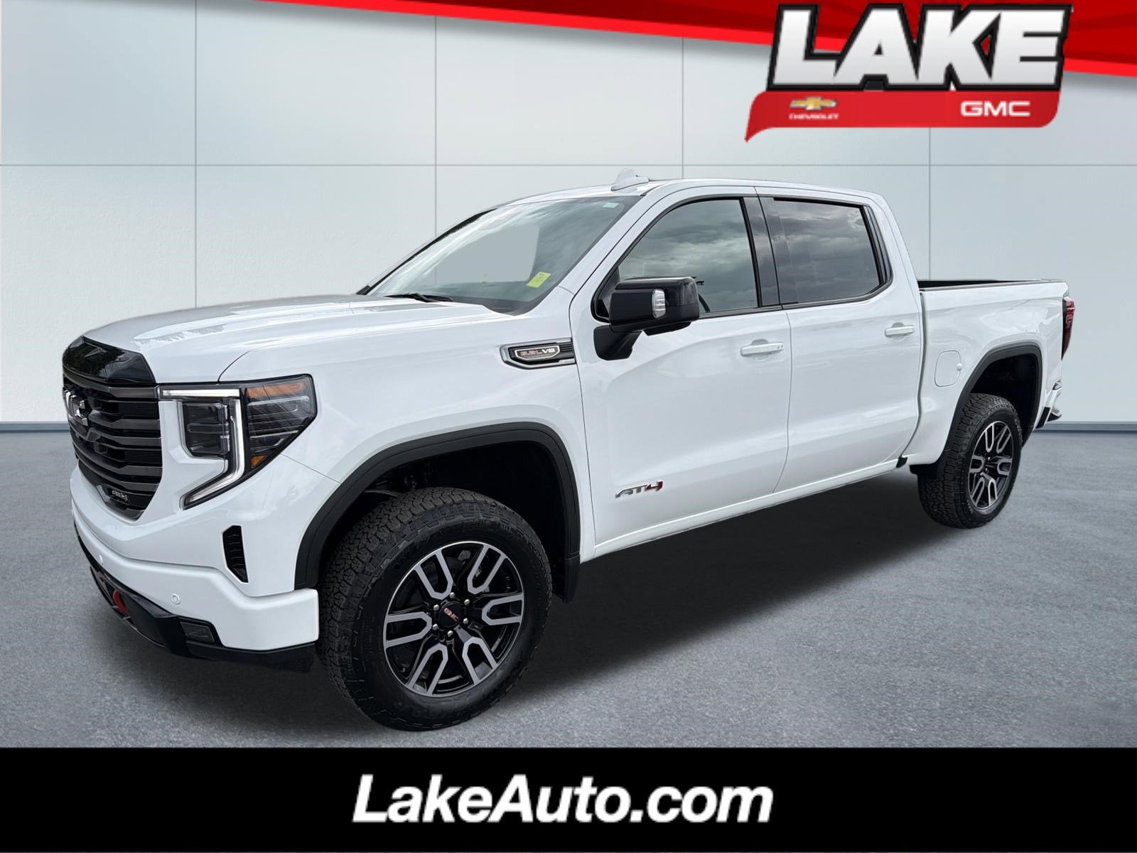 2026 GMC Sierra 4WD Crew Cab Short Box AT4's photo