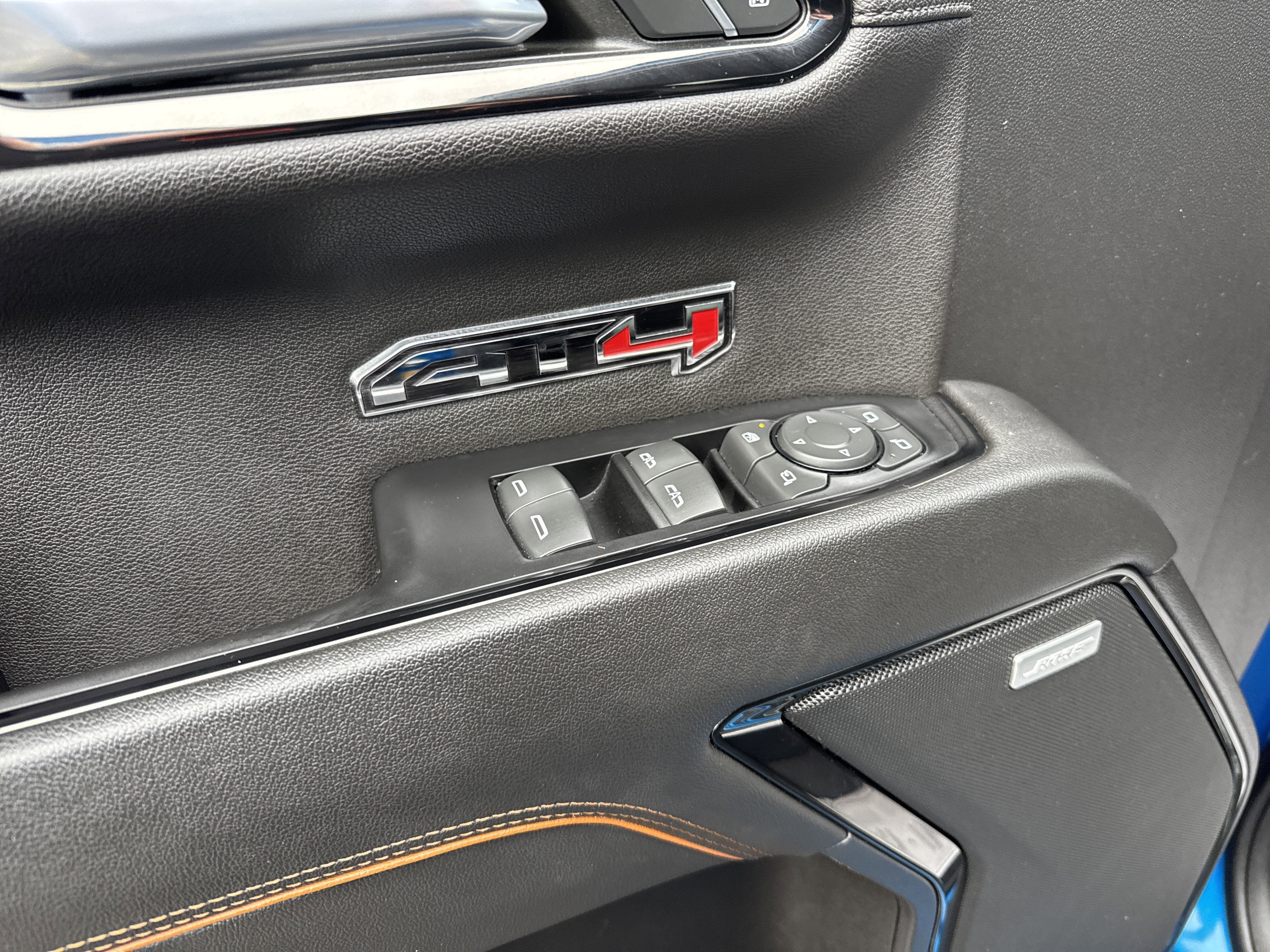 2022 GMC SIERRA 1500 AT4