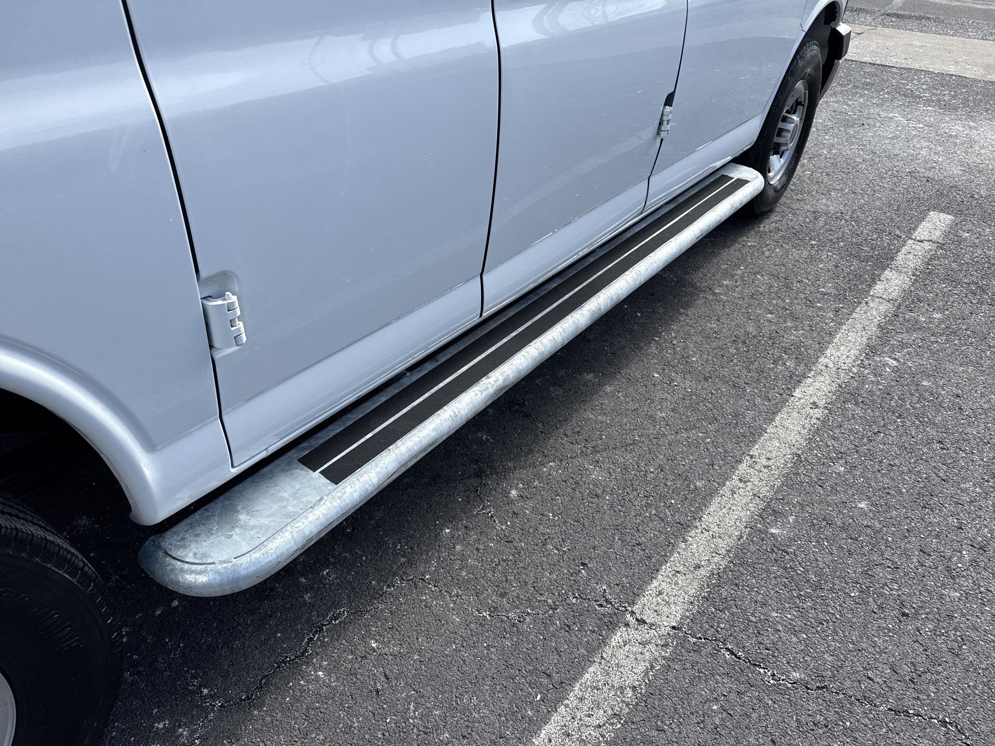 2024 GMC SAVANA 2500 WT