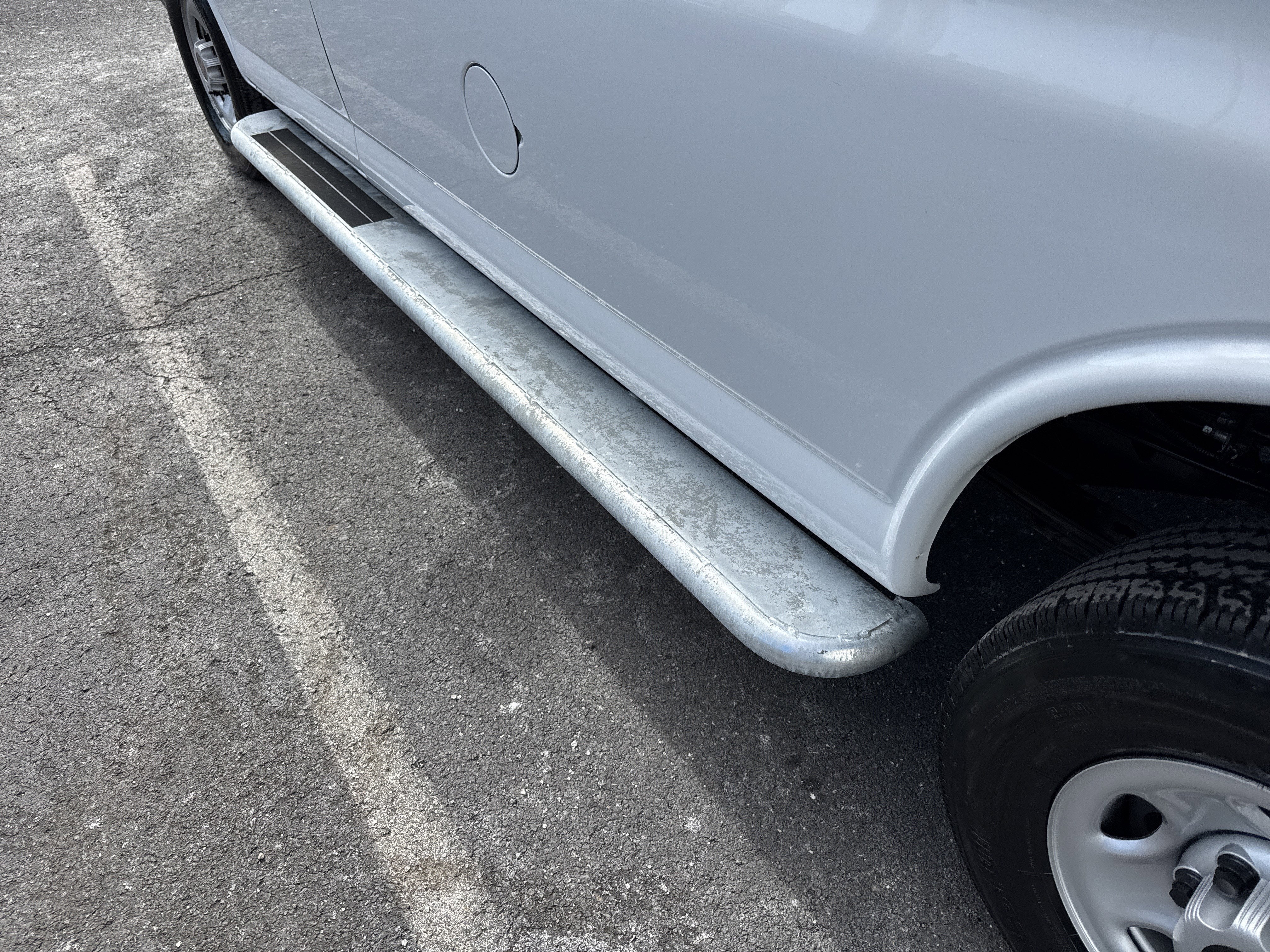 2024 GMC SAVANA 2500 WT