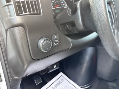 2024 GMC SAVANA 2500 WT