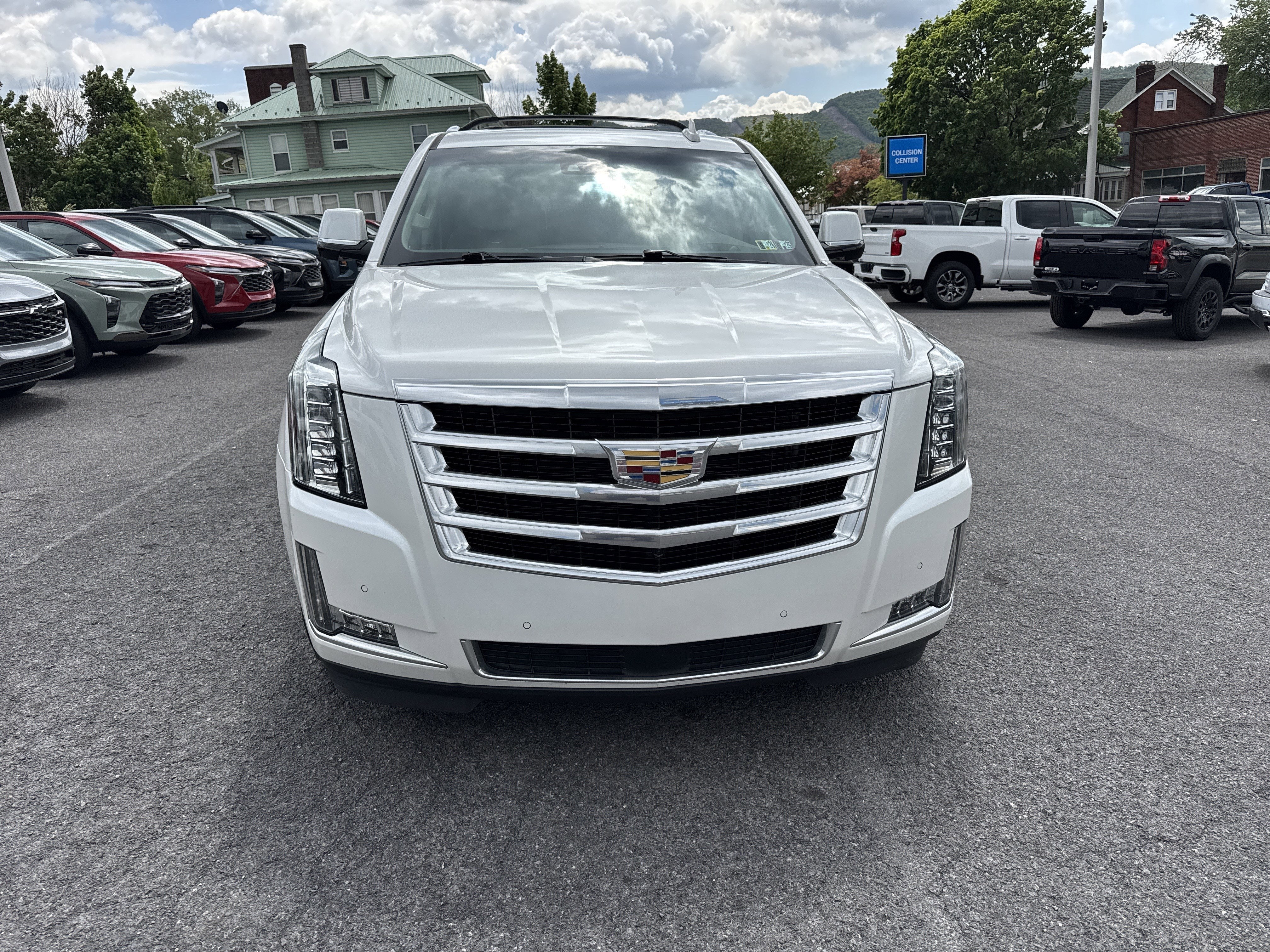 2017 Cadillac ESCALADE ESV PREMIUM