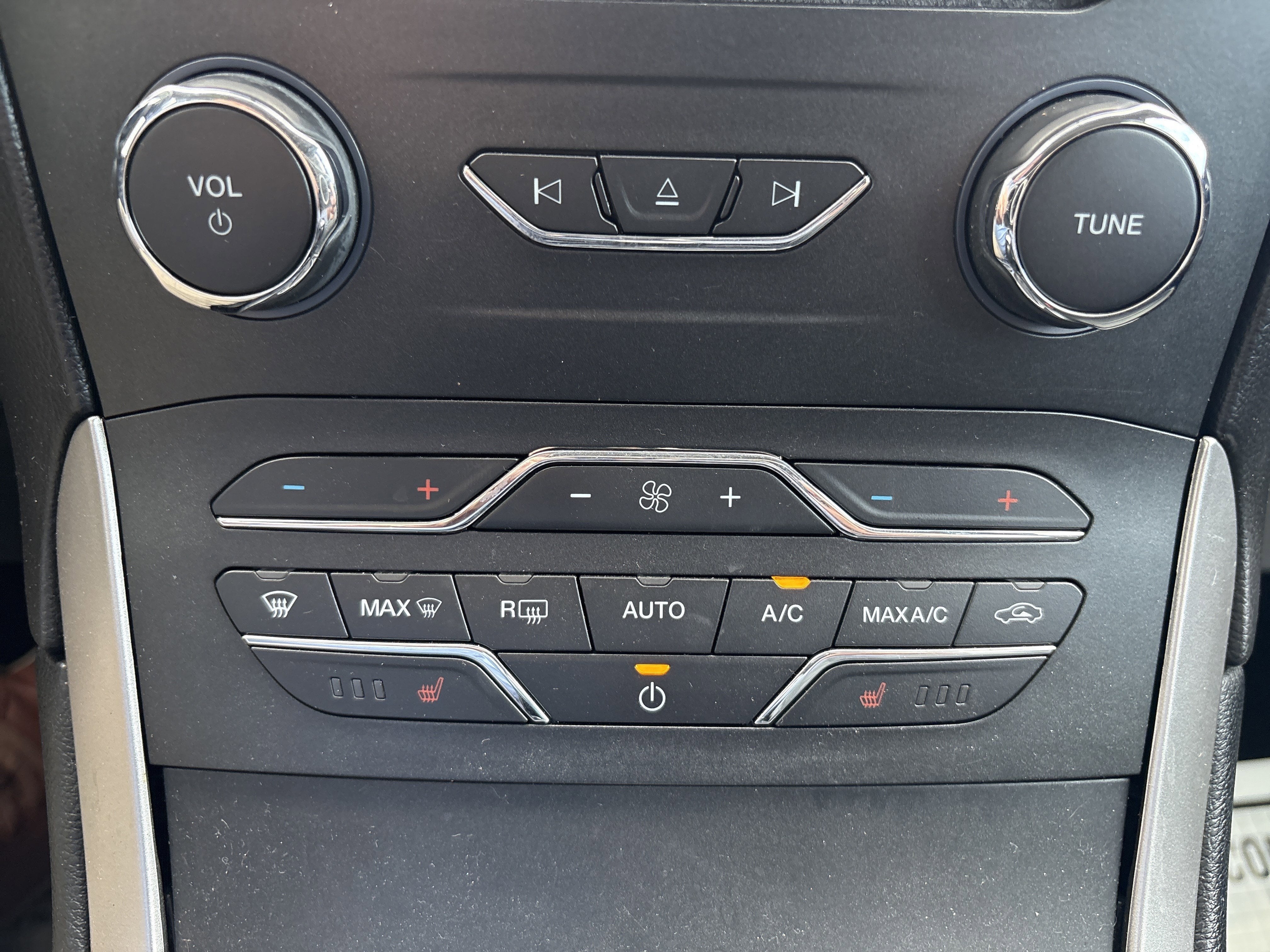 2016 Ford EDGE SEL
