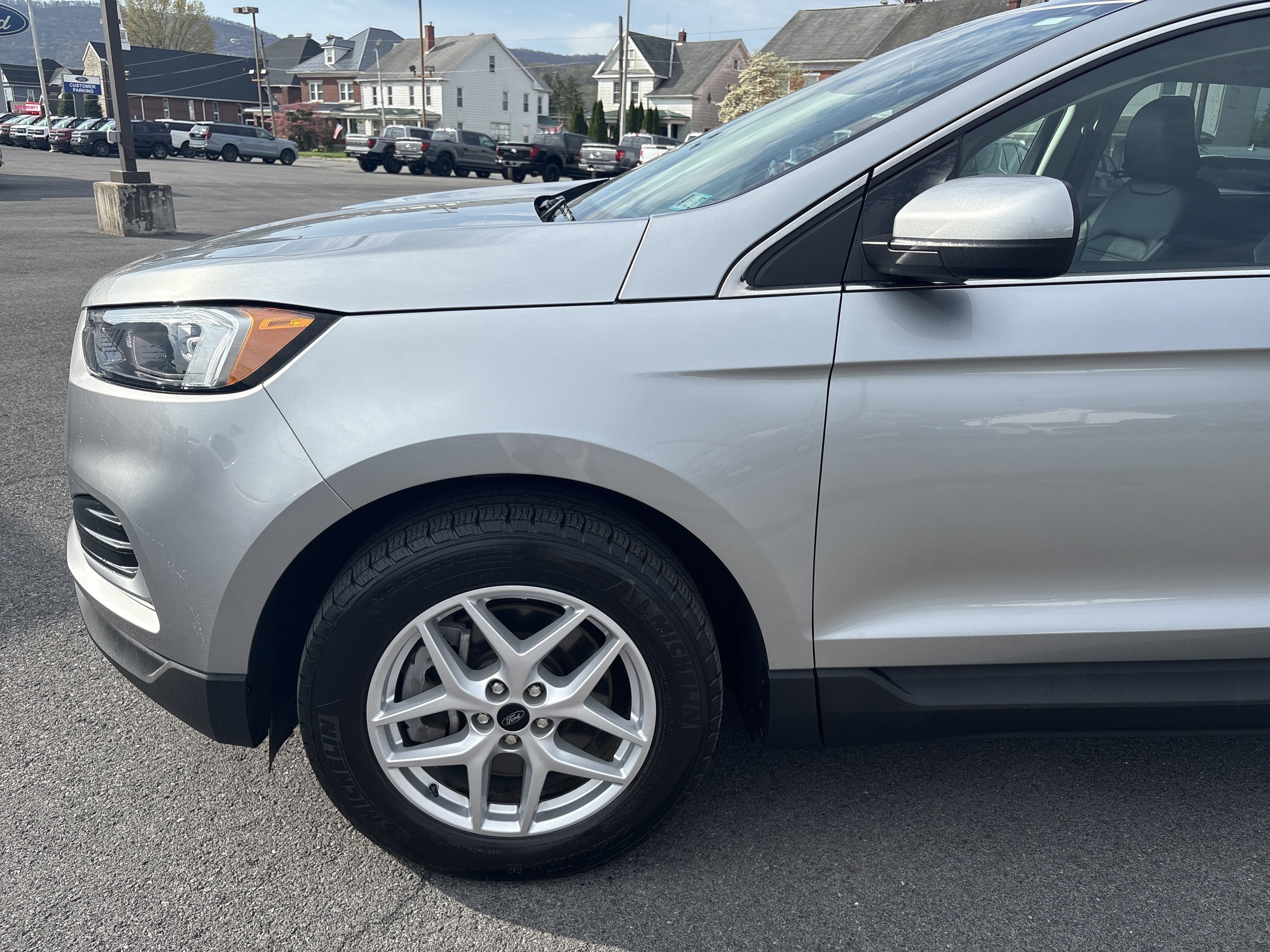 2023 Ford EDGE SEL