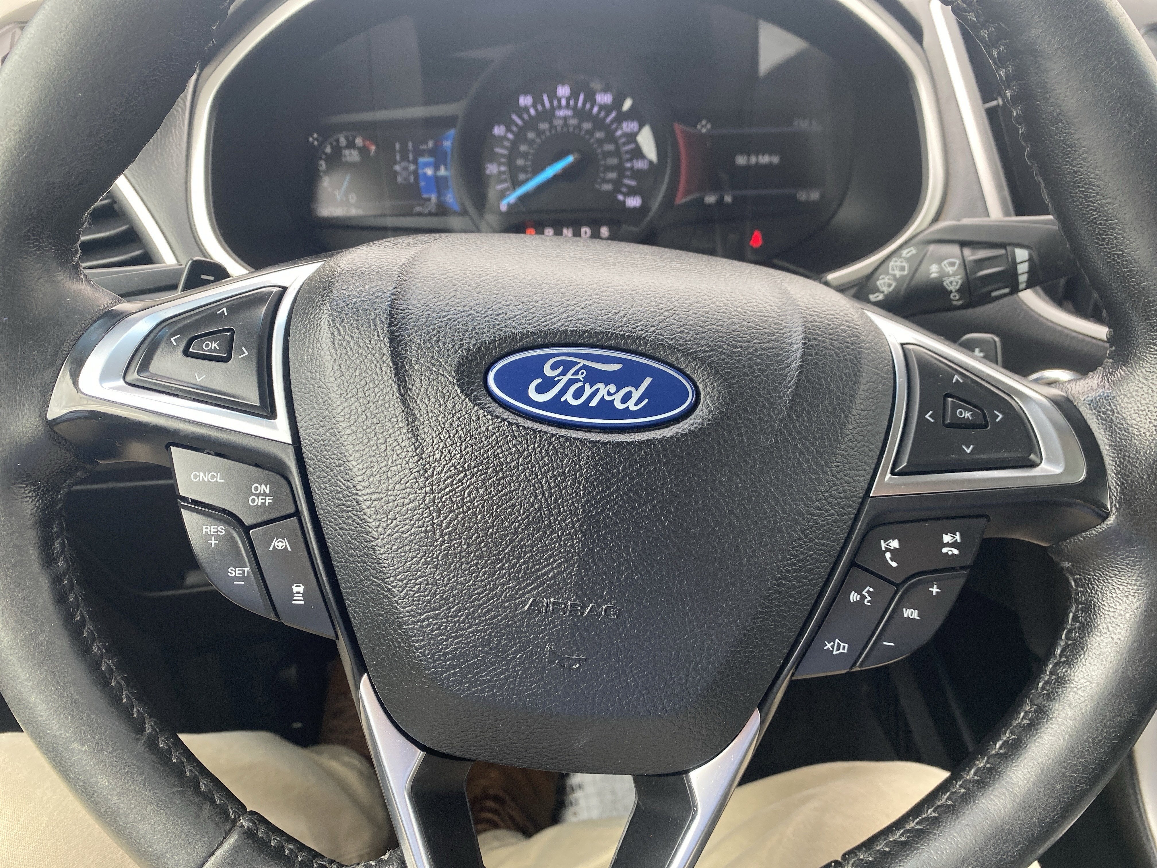 2019 Ford EDGE SEL
