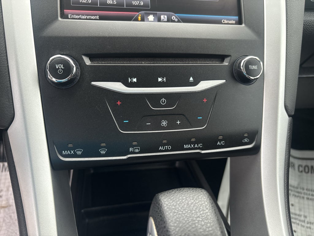 2015 Ford Fusion Hybrid SE Hybrid