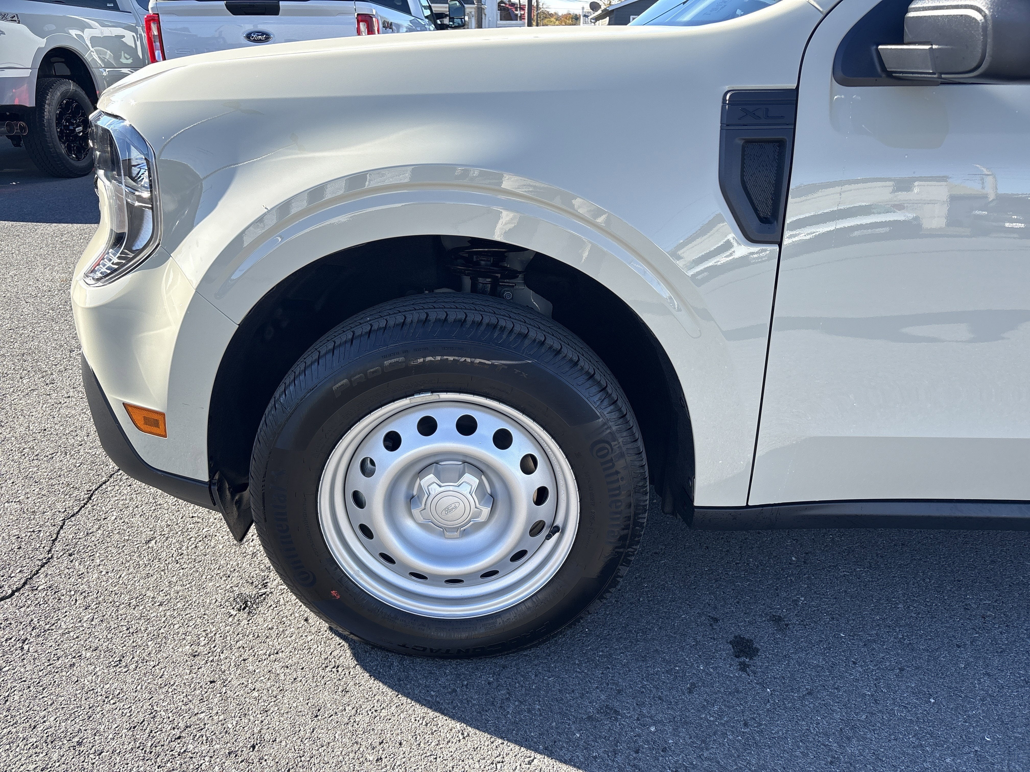 2025 Ford Maverick XL