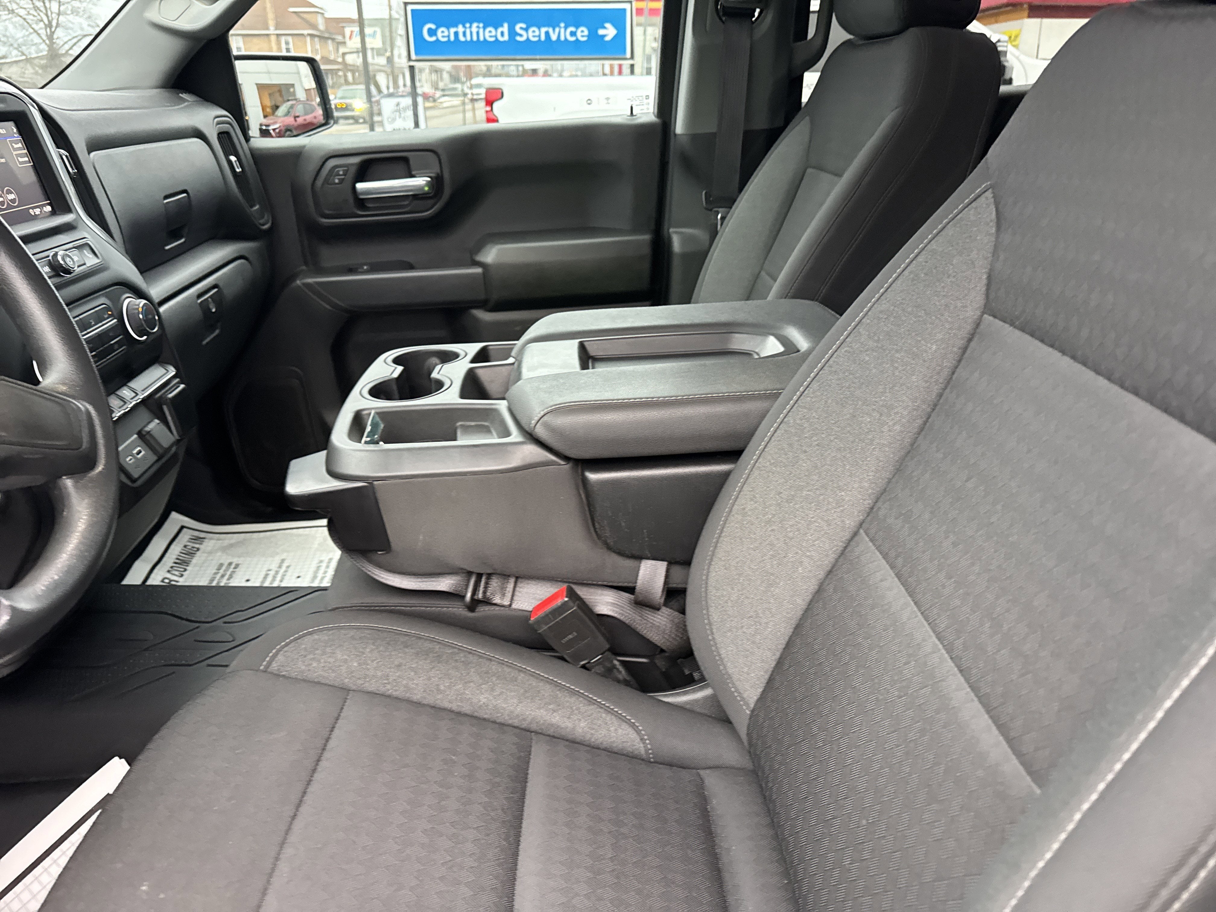 2023 Chevrolet SILVERADO 1500 CUSTOM