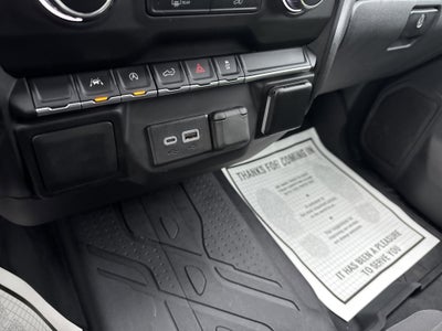 2023 Chevrolet SILVERADO 1500 CUSTOM