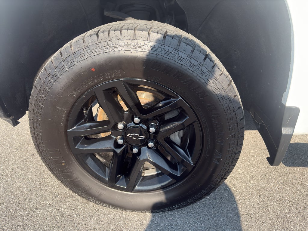 2022 Chevrolet Silverado Custom Trail Boss
