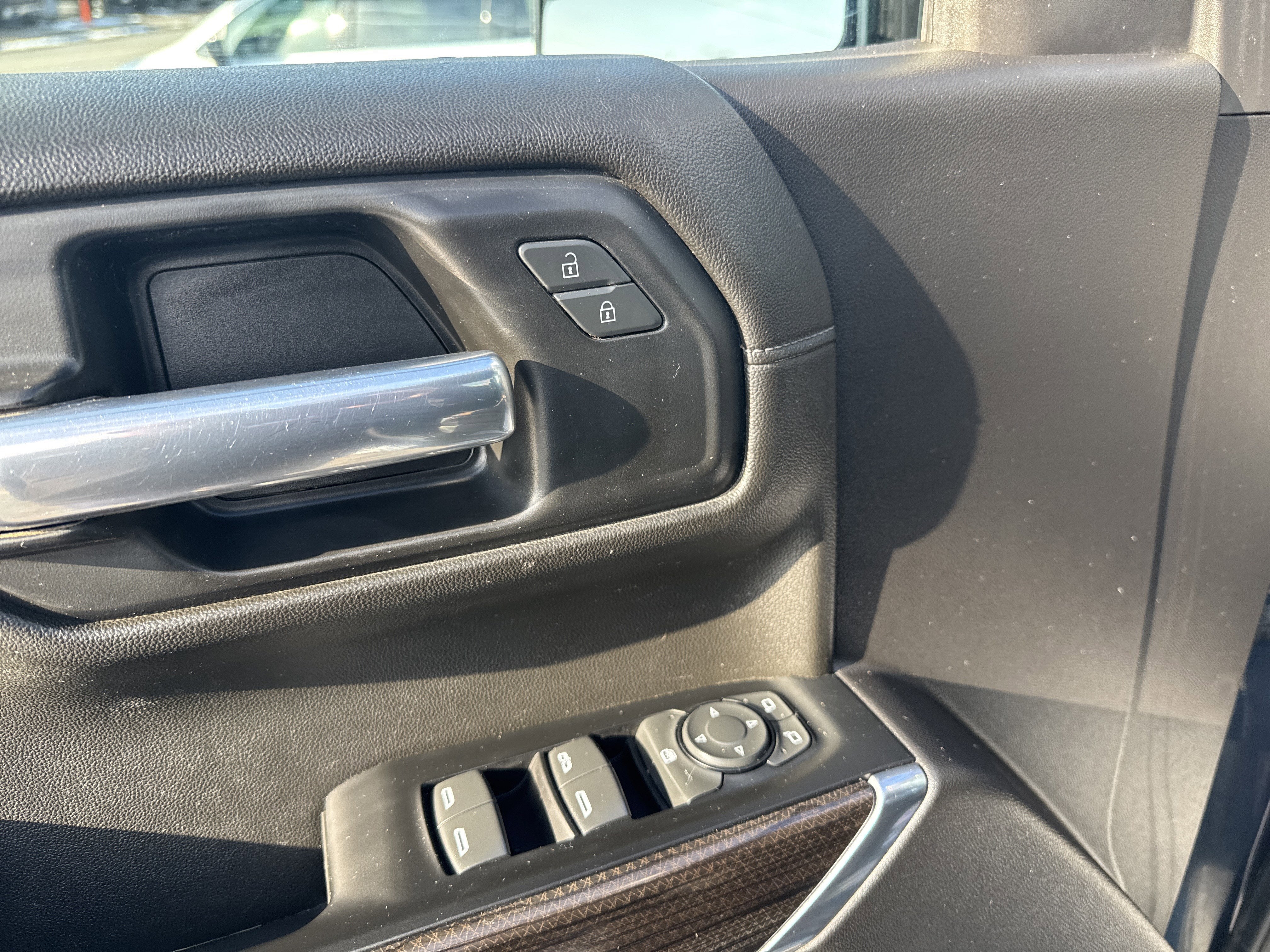 2021 Chevrolet SILVERADO 1500 TRAILBOSS