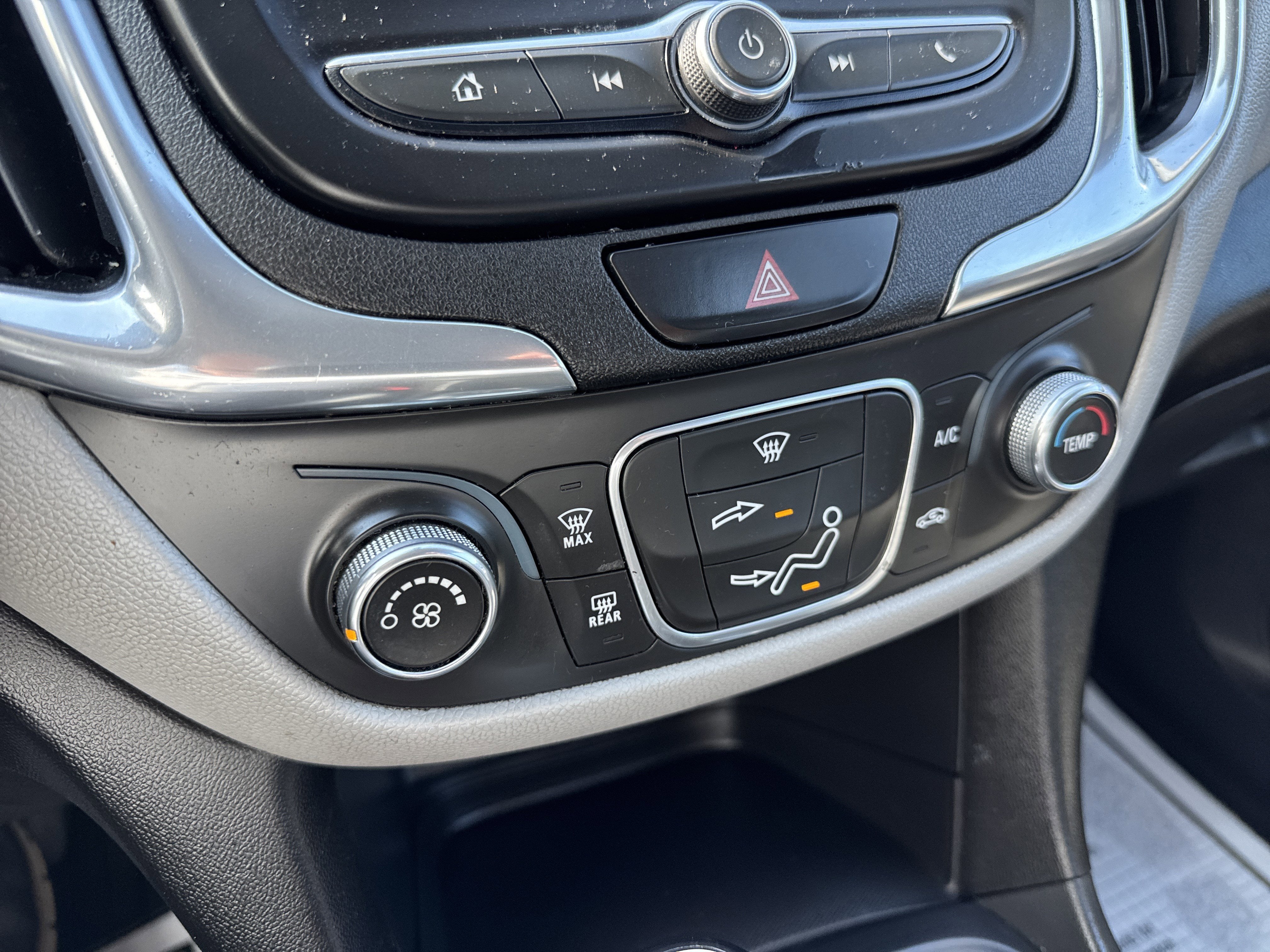 2020 Chevrolet EQUINOX LS