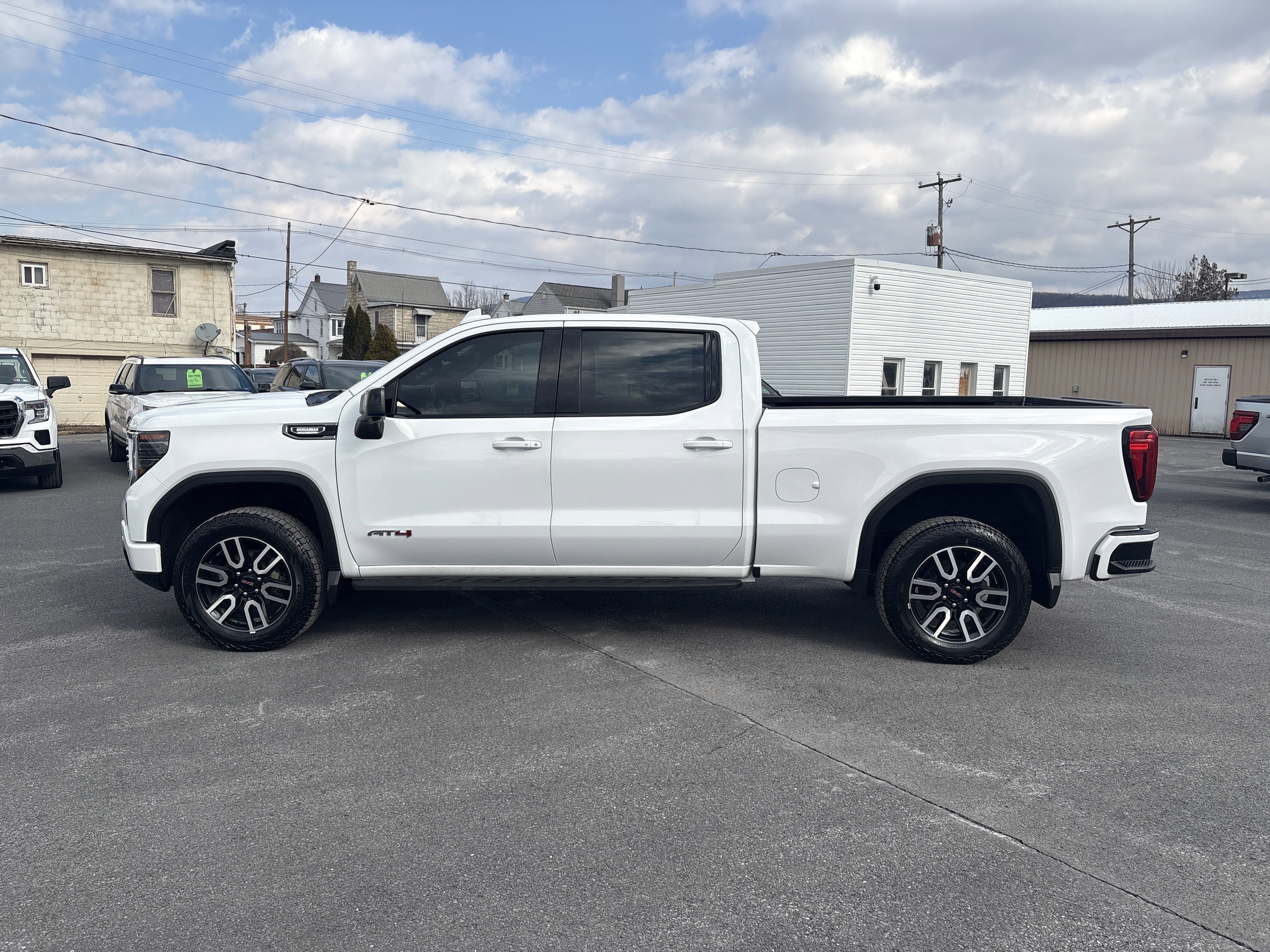 2022 GMC SIERRA 1500 AT4