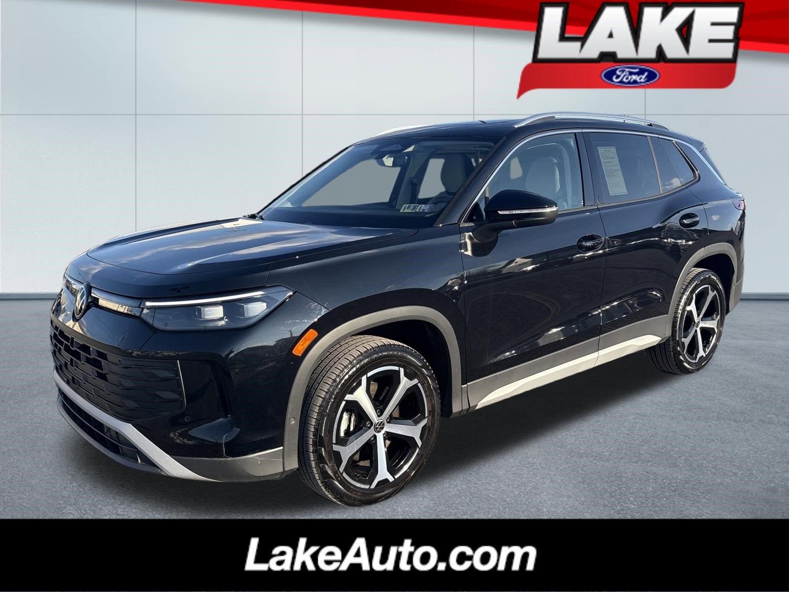 2025 Volkswagen TIGUAN SE