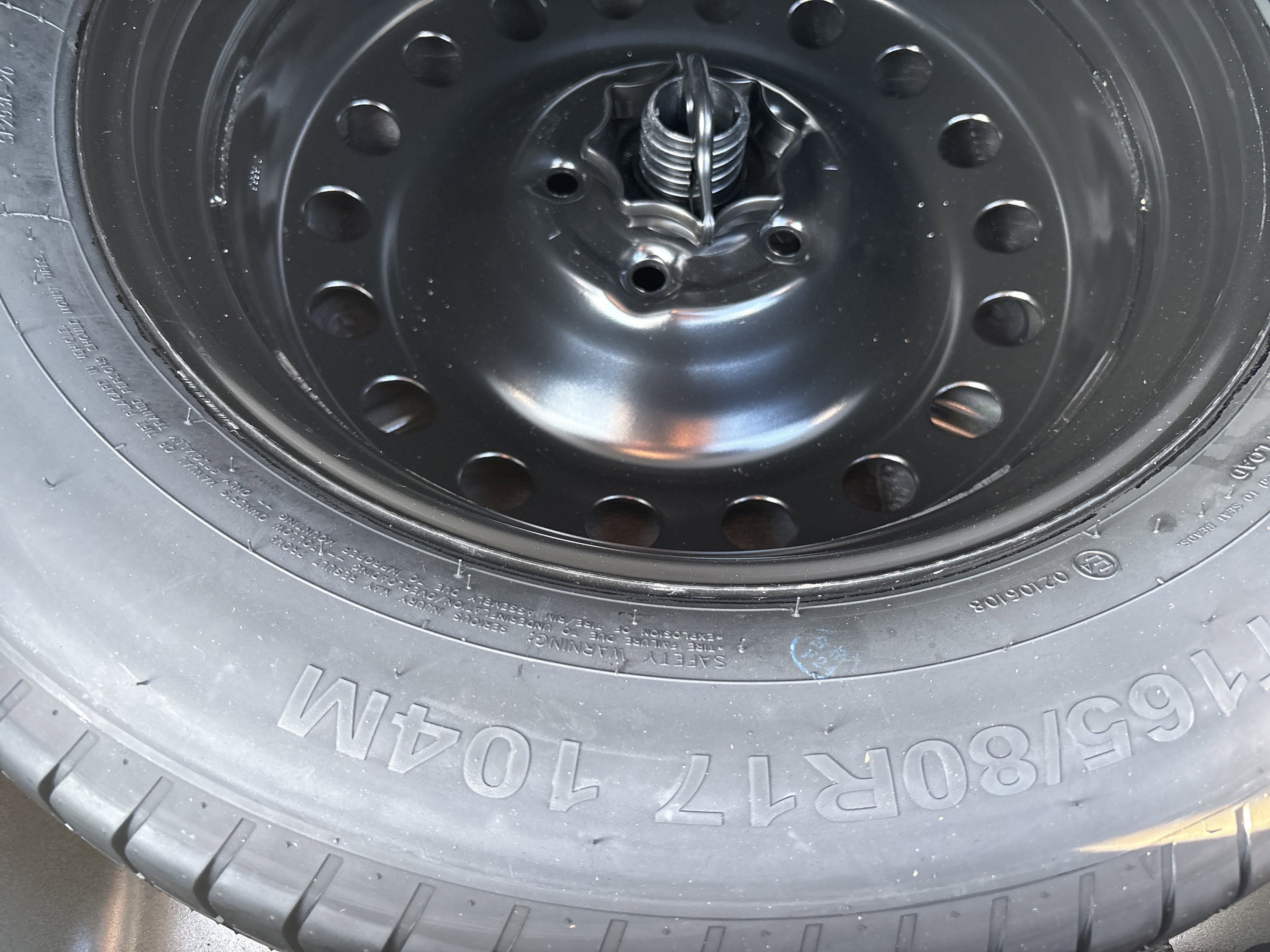 2025 Volkswagen TIGUAN SE