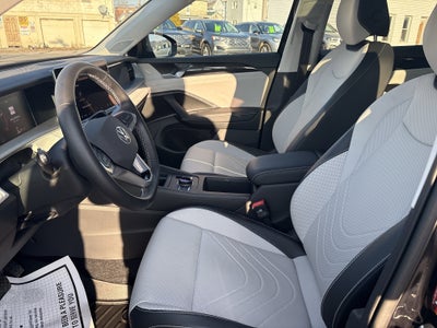 2025 Volkswagen TIGUAN SE