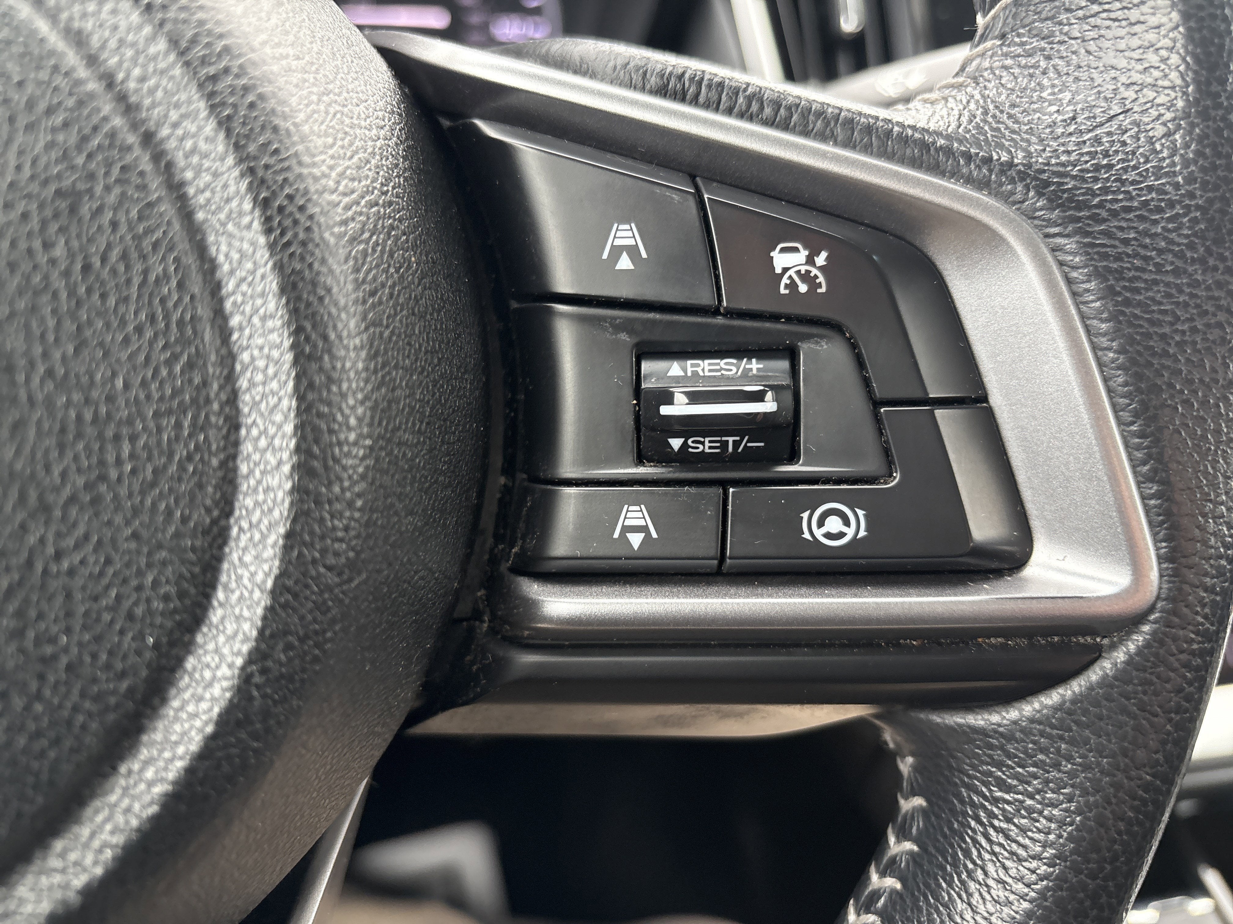 2022 Subaru LEGACY PREMIUM