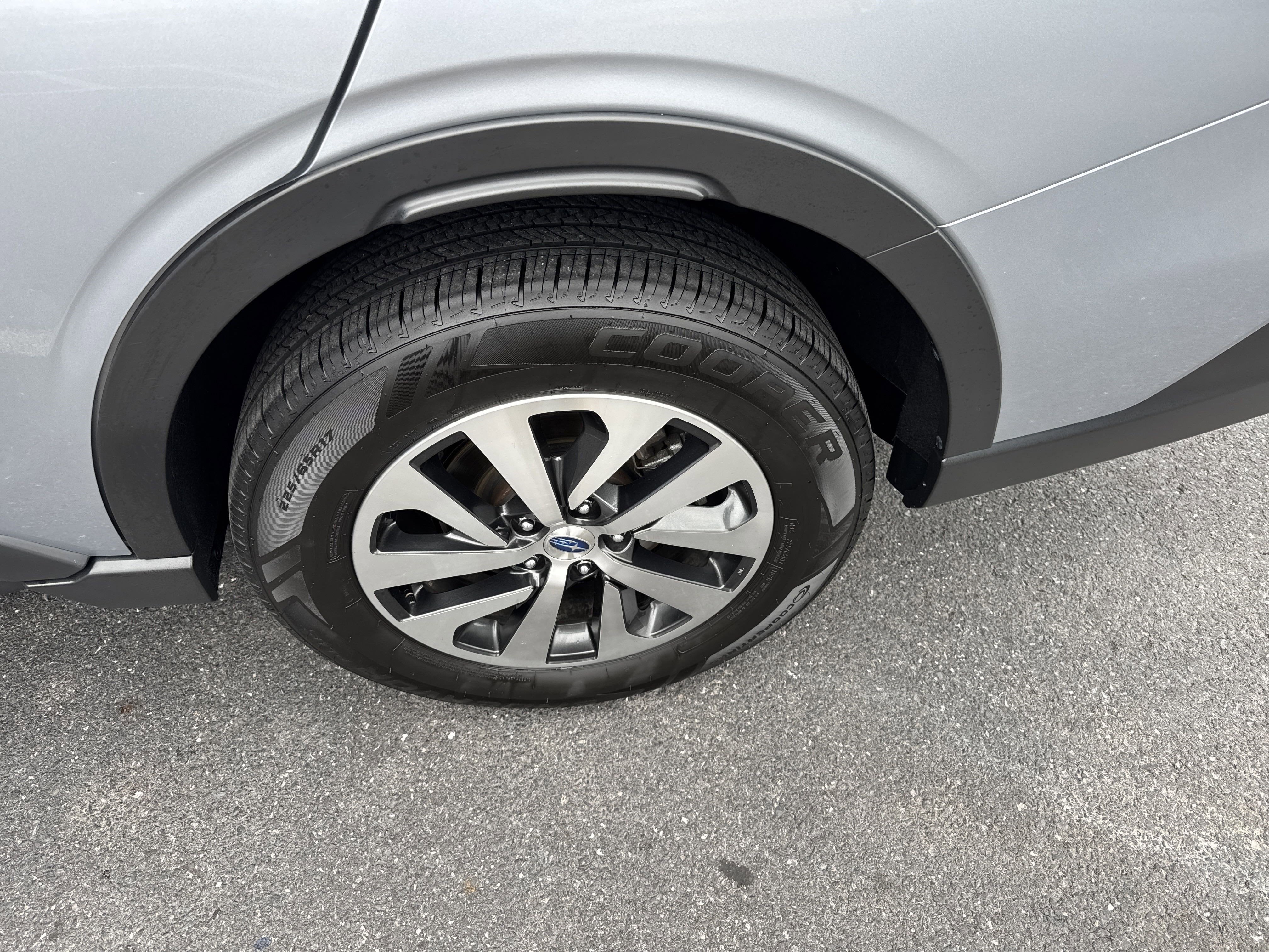 2022 Subaru OUTBACK PREMIUM