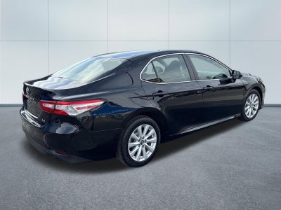 2018 Toyota CAMRY LE