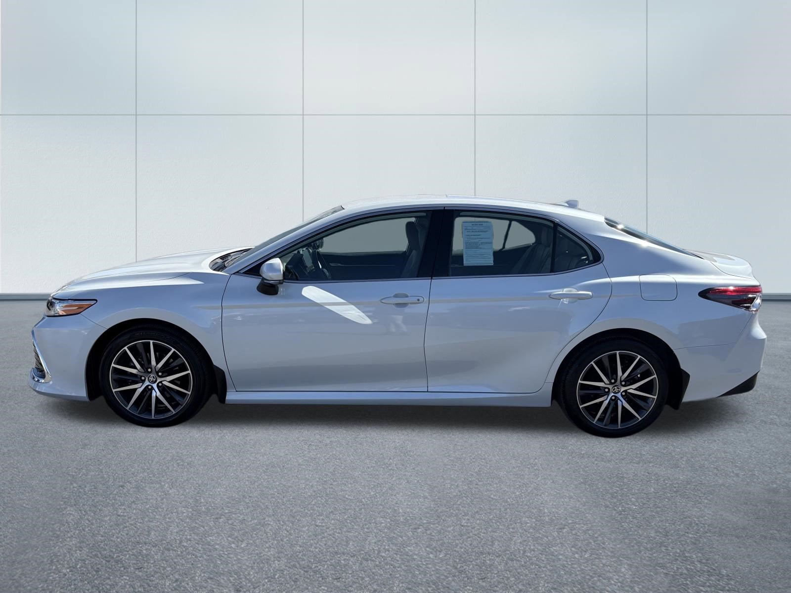 2024 Toyota CAMRY XLE