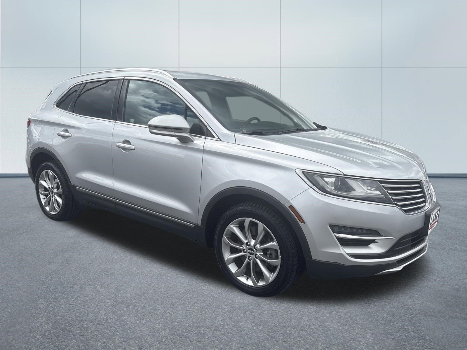 Used 2017 Lincoln MKC Select with VIN 5LMCJ2D9XHUL41126 for sale in Lewistown, PA