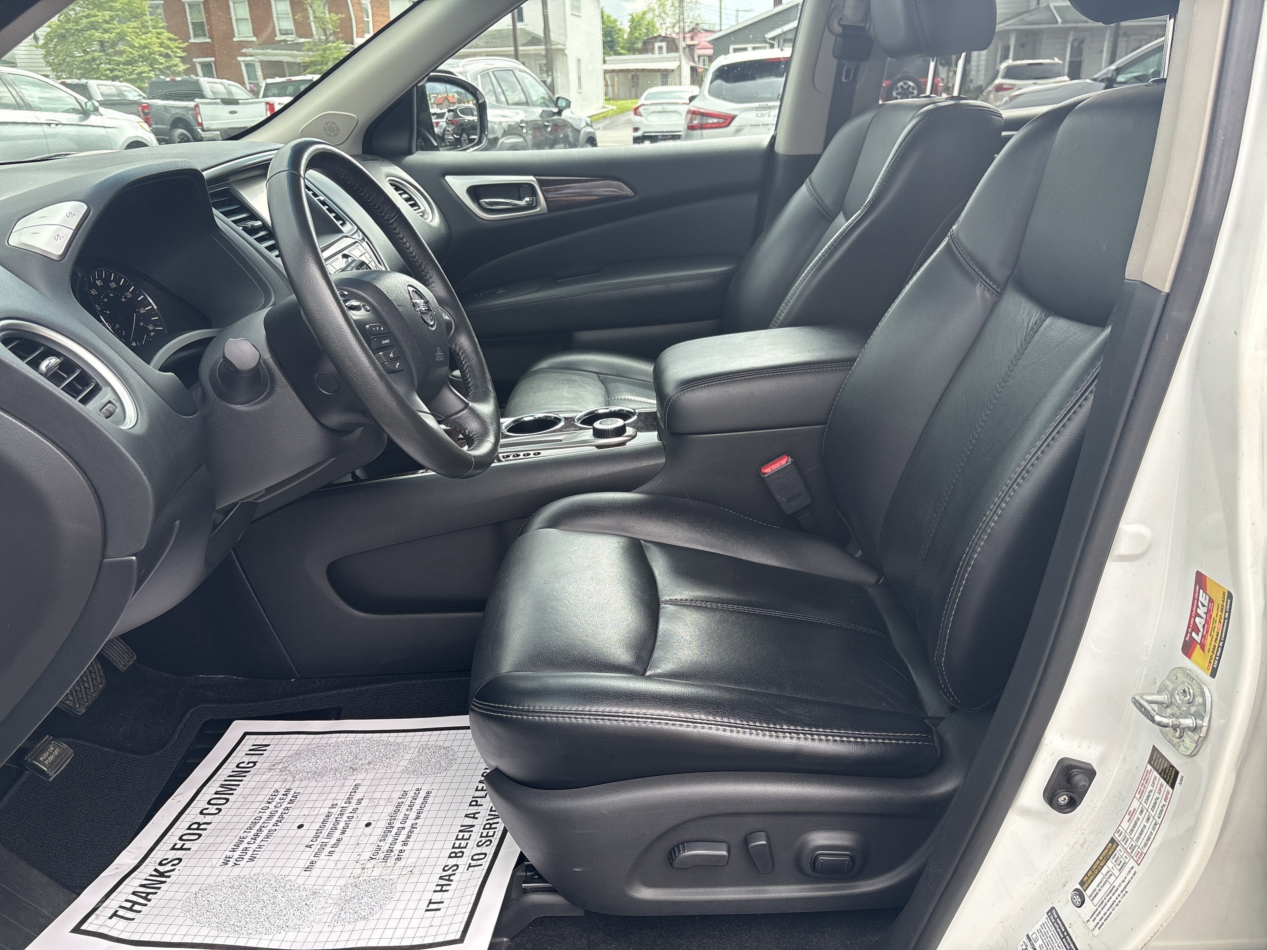 2014 Nissan PATHFINDER SL