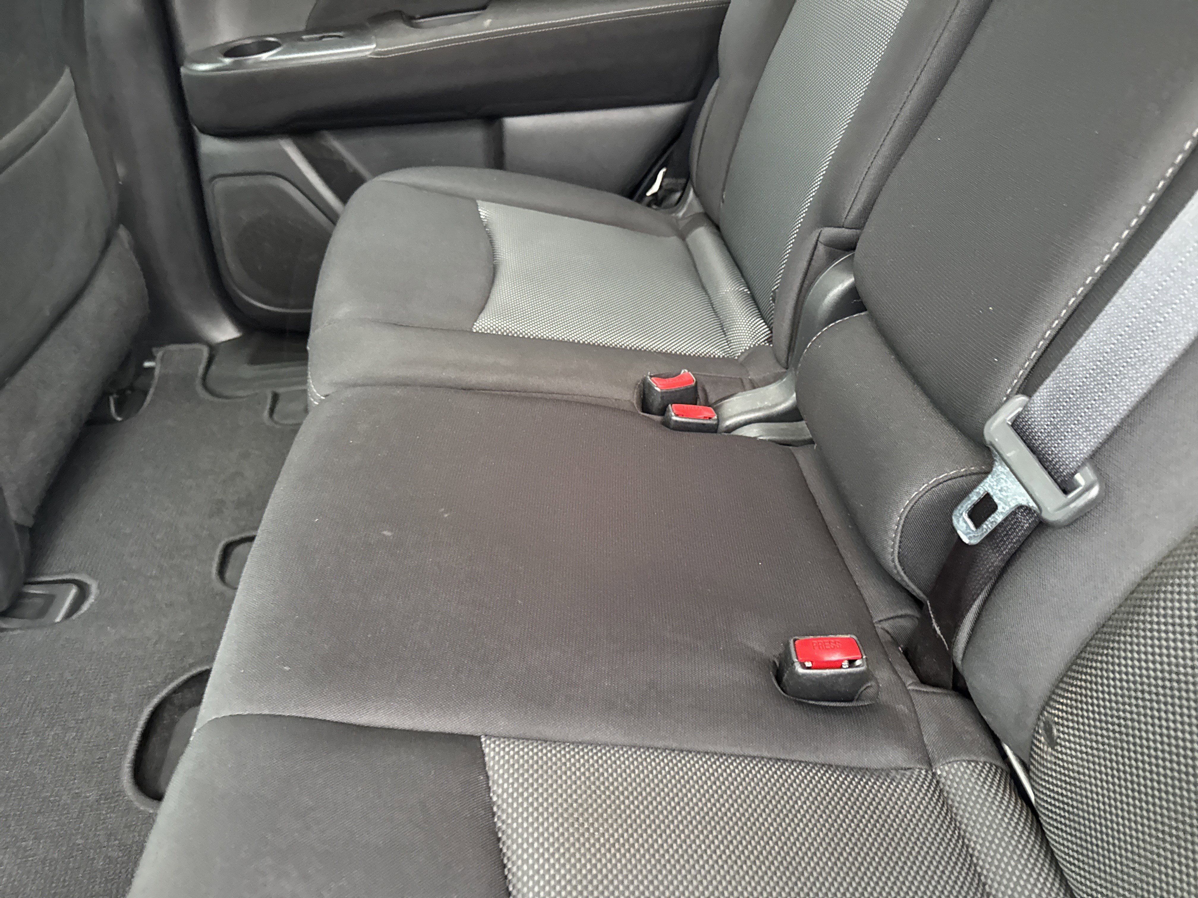 2017 Nissan PATHFINDER SV