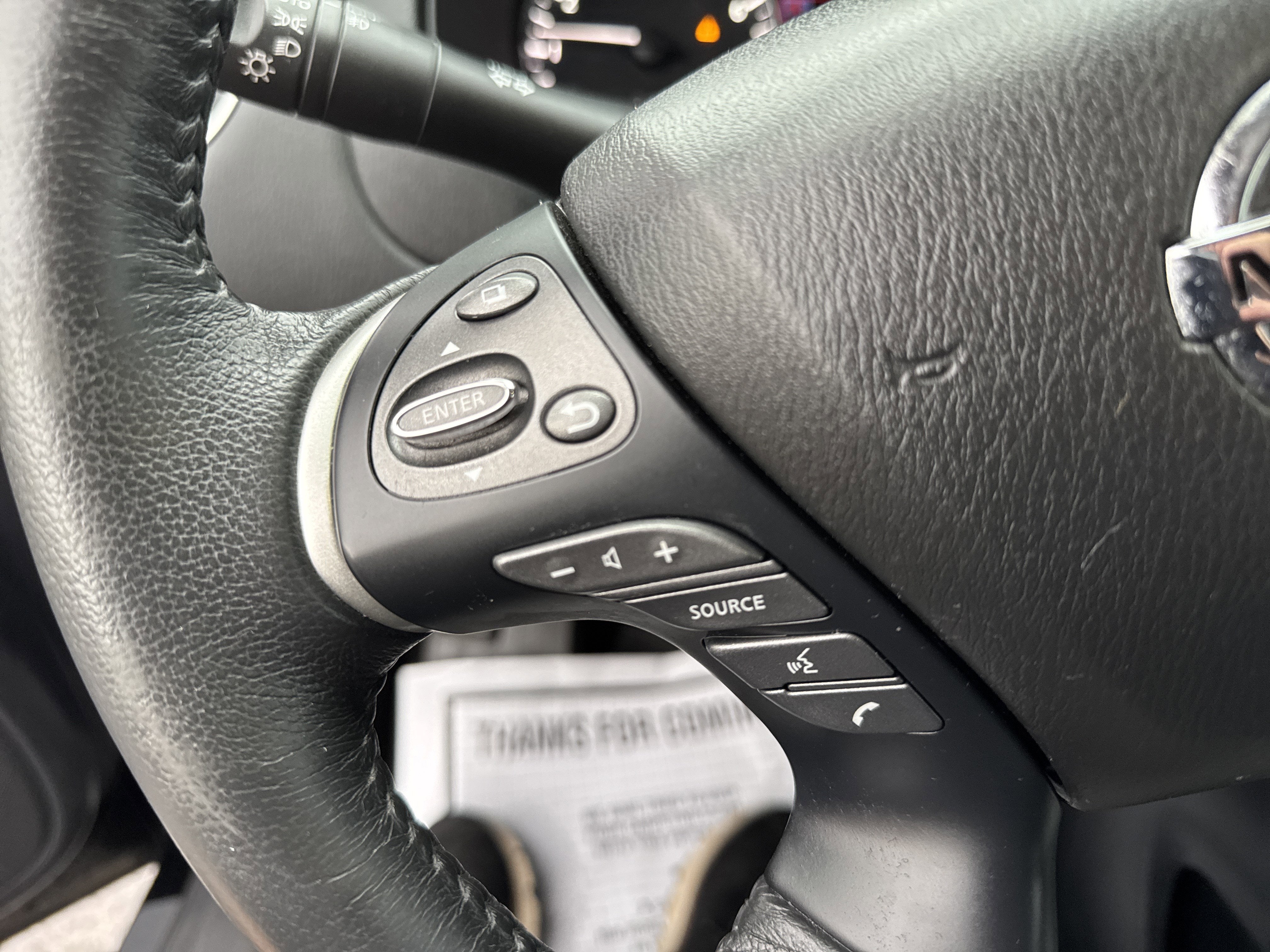 2017 Nissan PATHFINDER SV