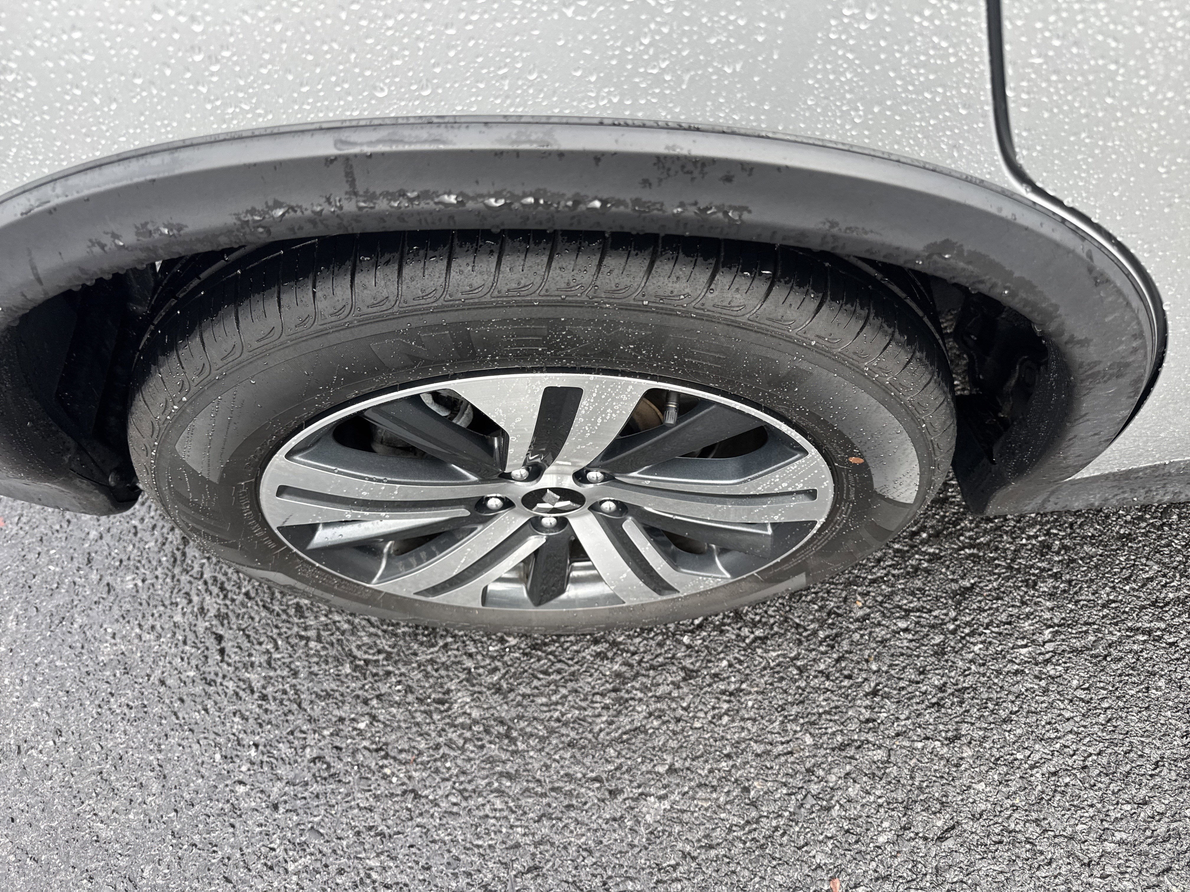 2024 Mitsubishi OUTLANDER SPORT SE