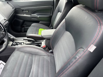 2024 Mitsubishi OUTLANDER SPORT SE