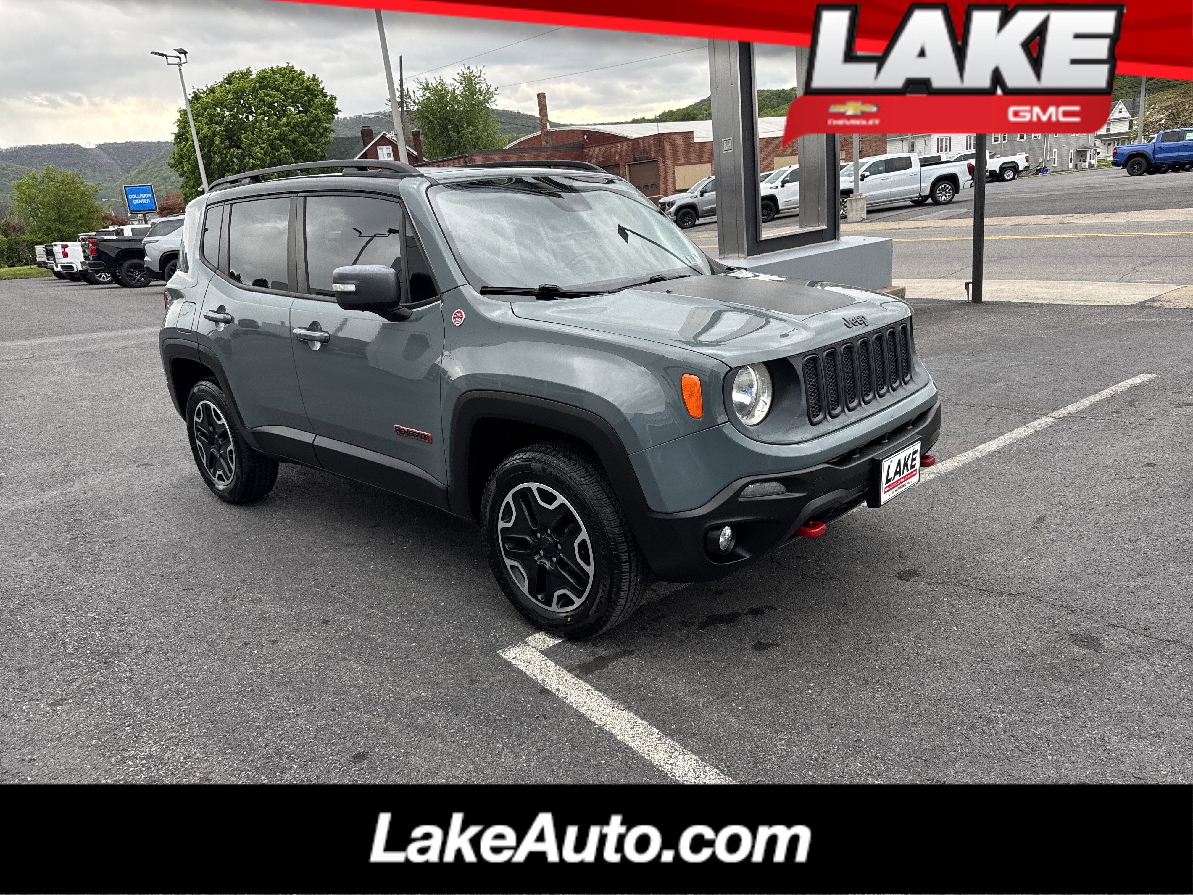 2016 Jeep RENEGADE TRAILHAWK