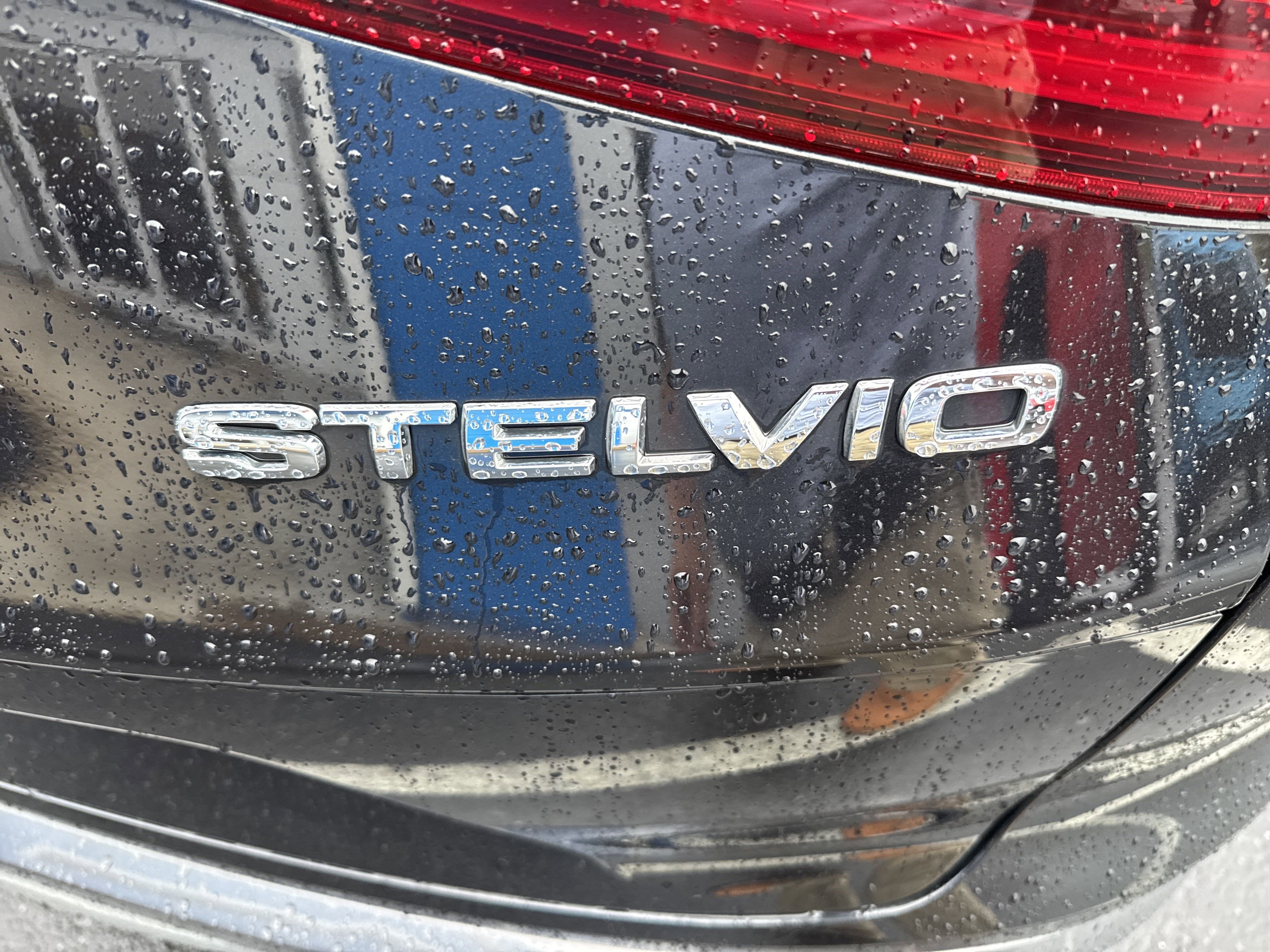 2022 Alfa Romeo STELVIO TI AWD